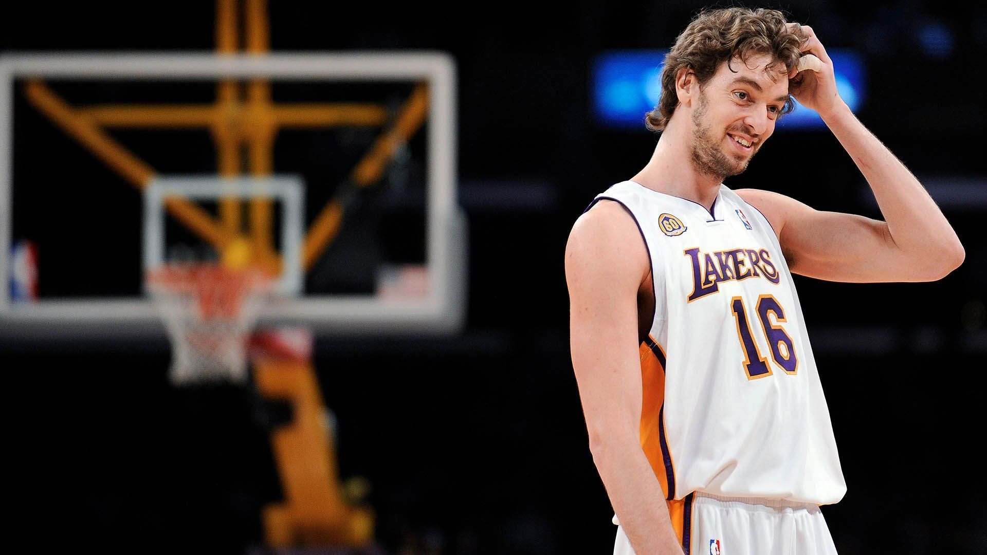 1920x1080 Pau Gasol is mulling over where his final season would be: NBA or Europe?