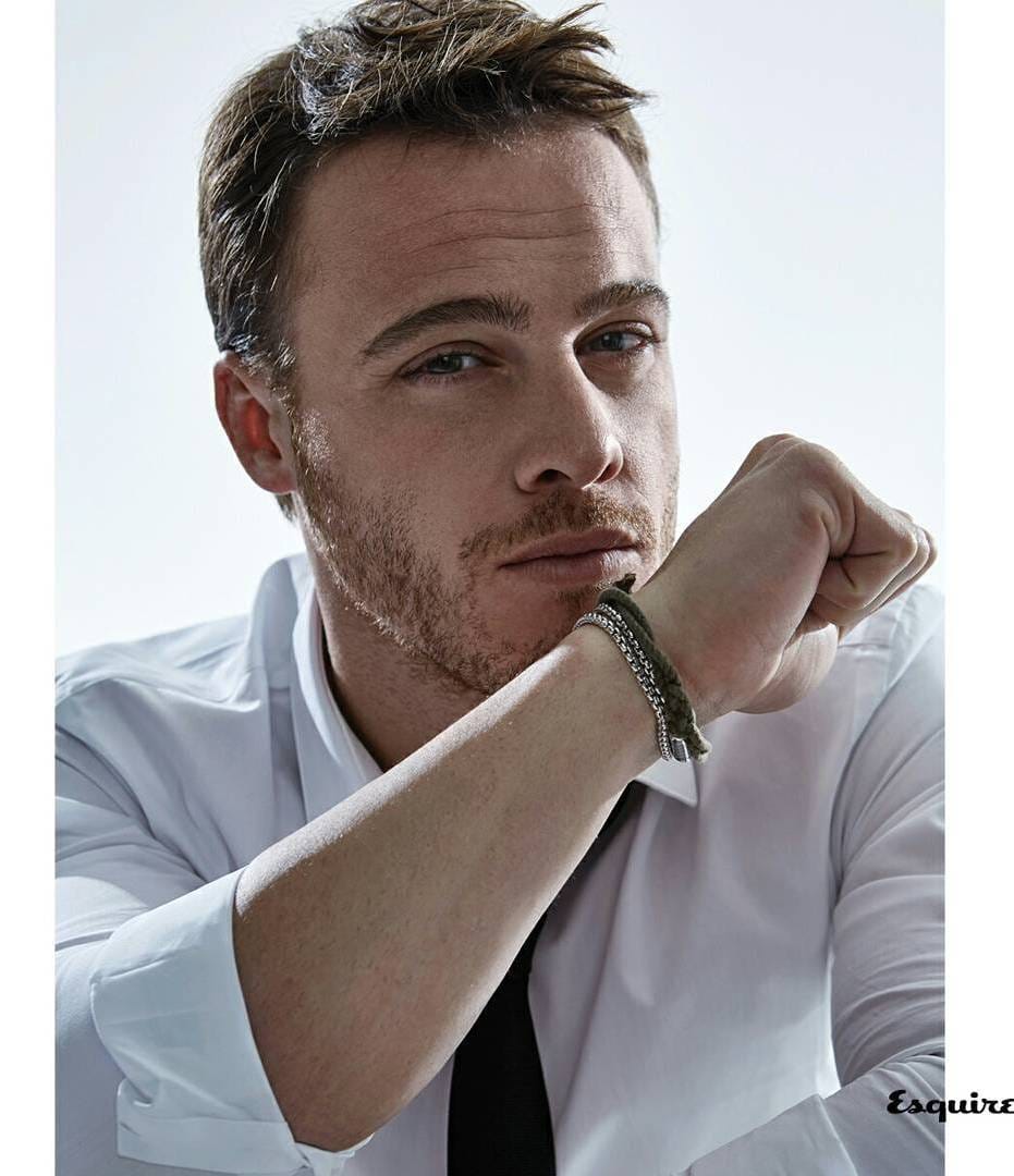 931x1080 Picture of Kerem Bursin