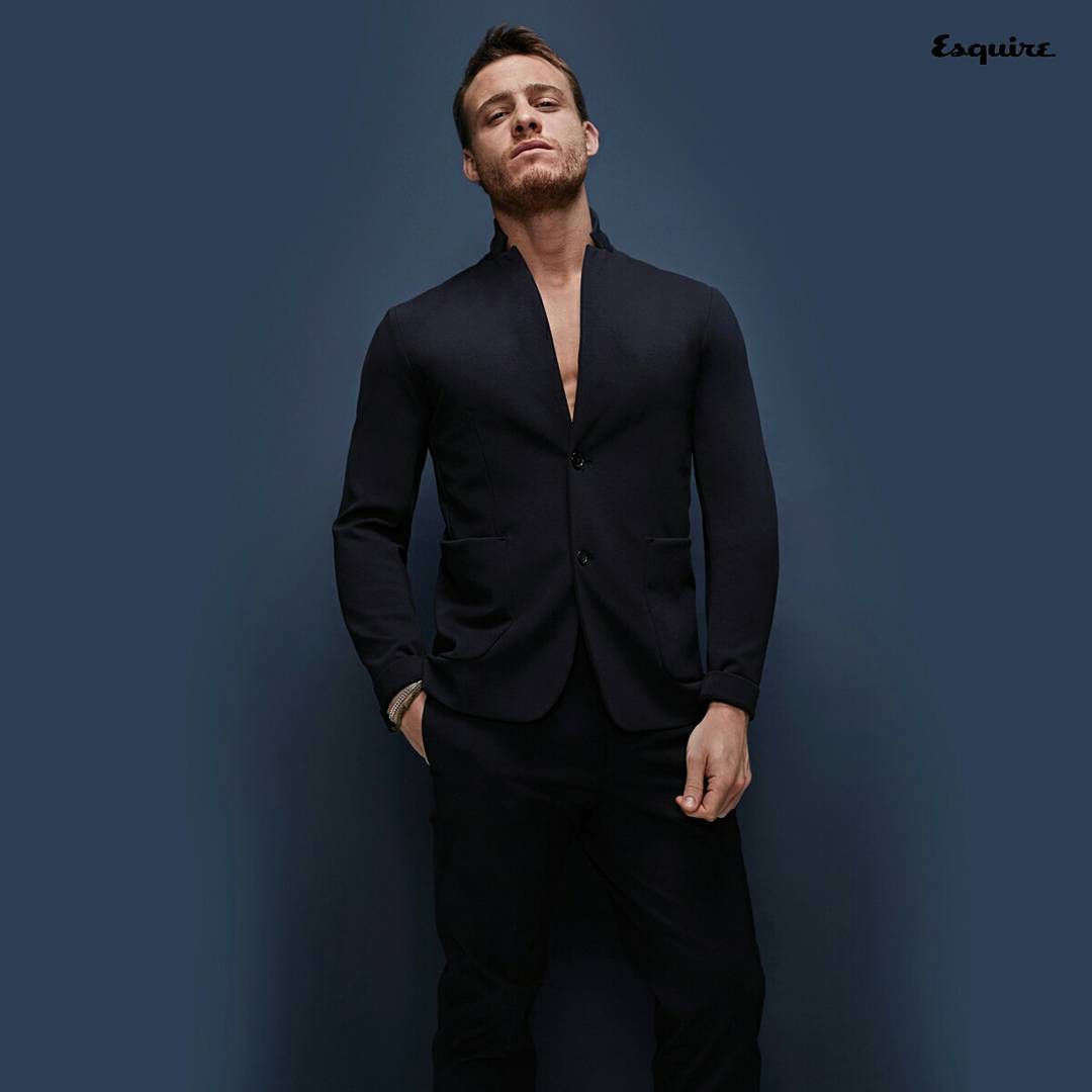 1080x1080 Picture of Kerem Bursin