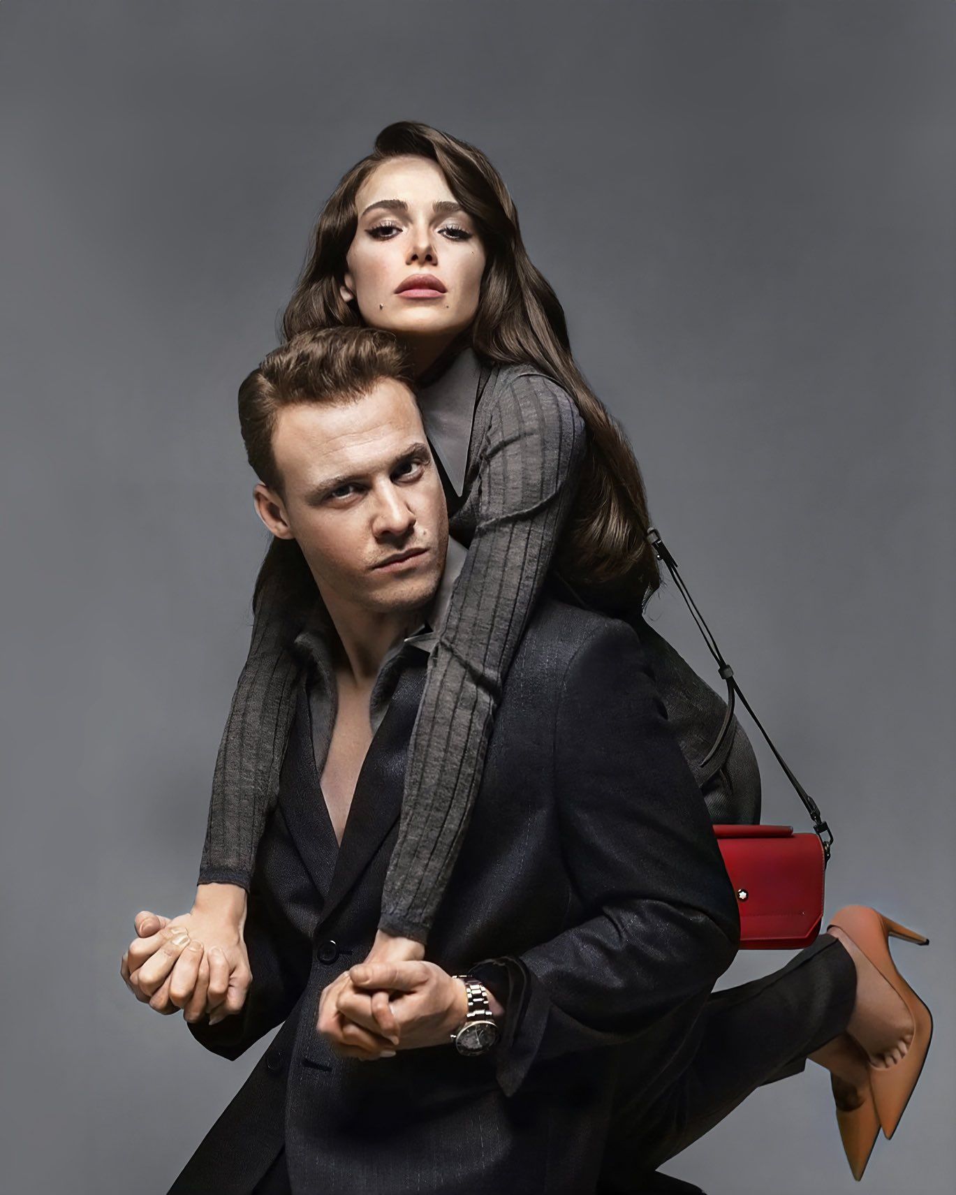 1369x1711 Kerem Bürsin Spain on X: Kerem Bürsin & Hafsanur Sancaktutan are on the cover of the new issue. As the cover was out yesterday and we couldn't celebrate properly we are
