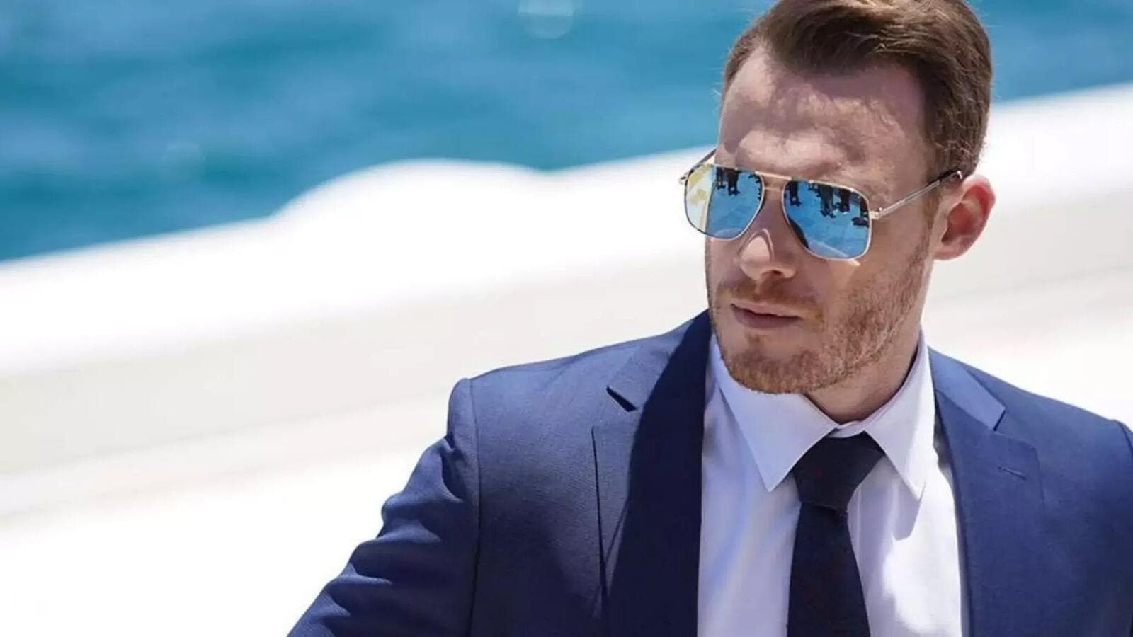1600x900 F**king Love'! Kerem Bürsin's Upcoming Project After Sen Çal Kapimi Revealed