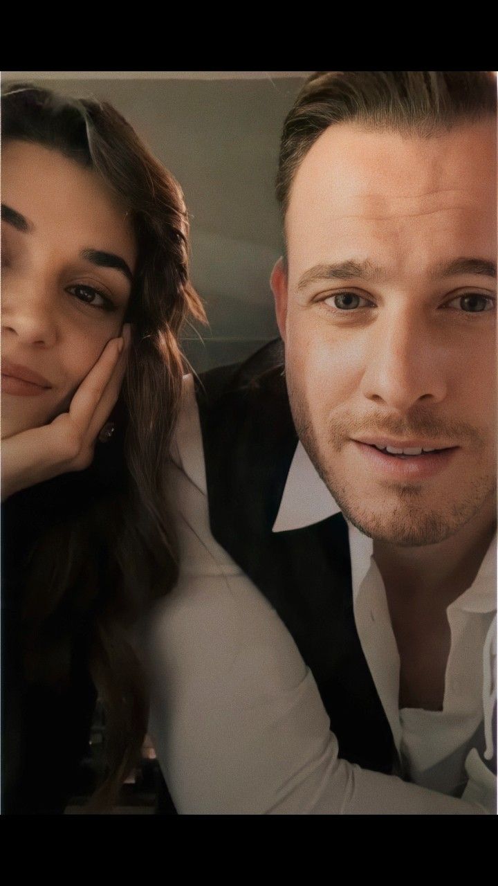 720x1280 Kerem Bürsin and Hande Erçel live. Film aesthetic, Couple photo, Eda&serkan