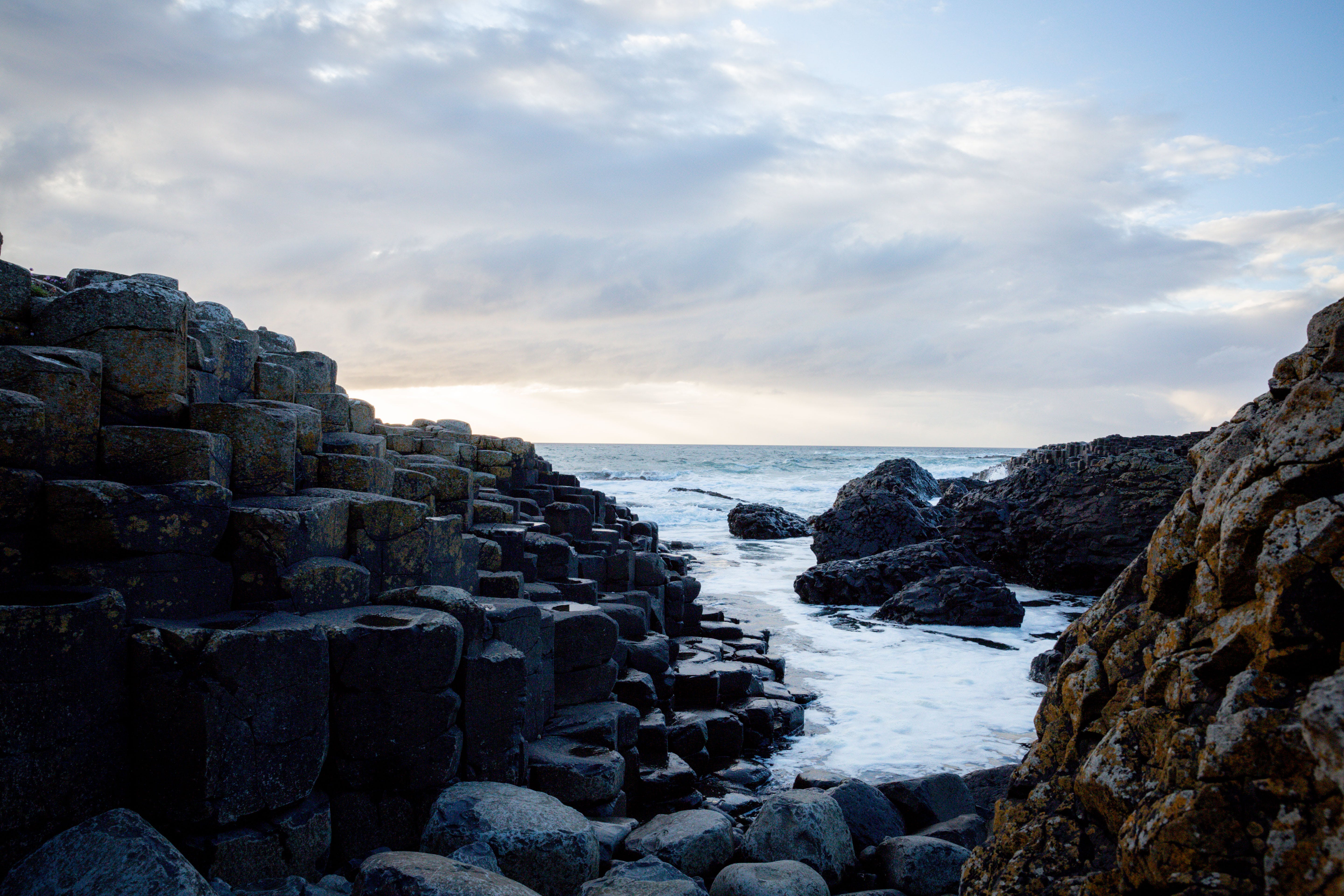 5760x3840 Giant's Causeway in Northern Ireland · Free