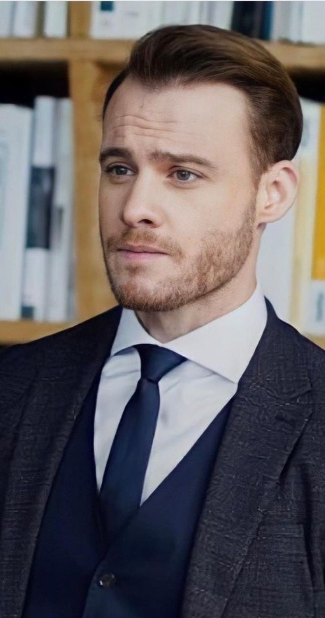1080x2050 Kerem Bürsin