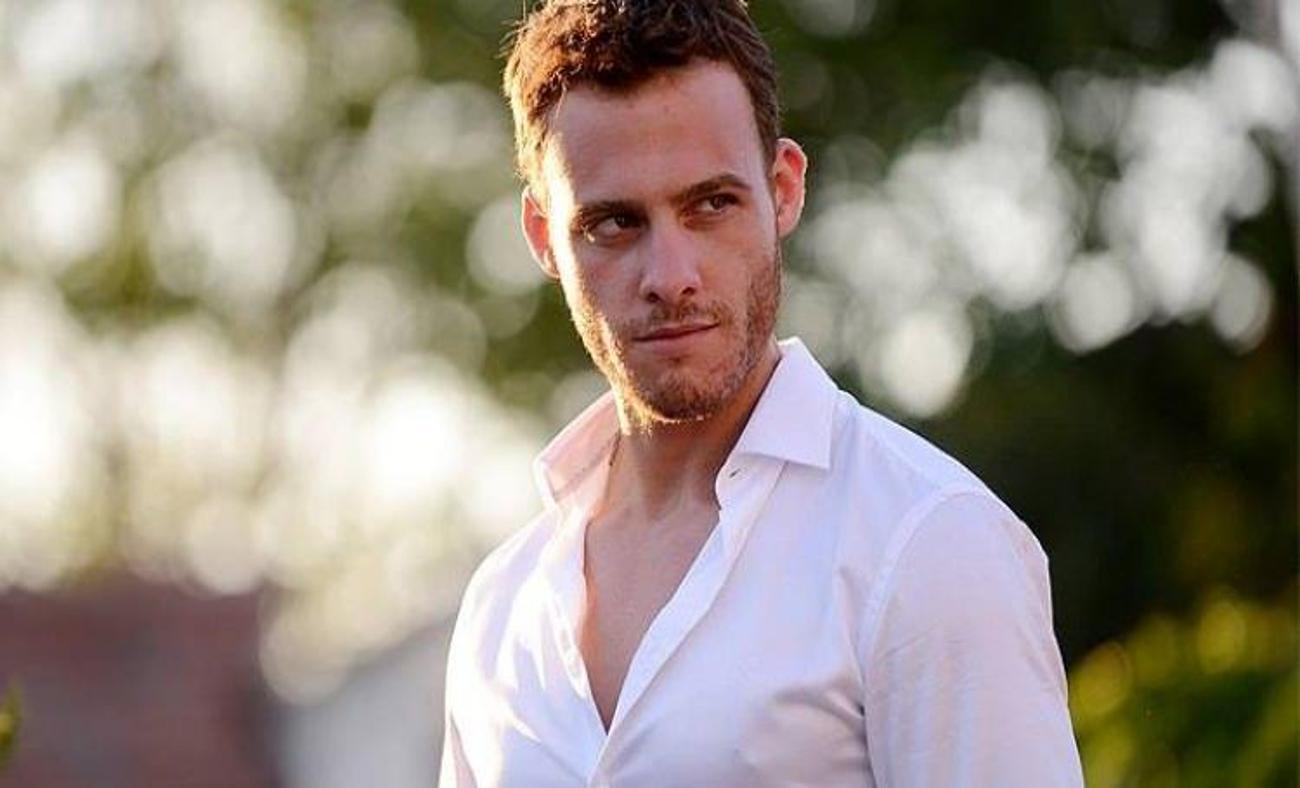 1300x788 Kerem Bursin hastaneye kaldırıldı