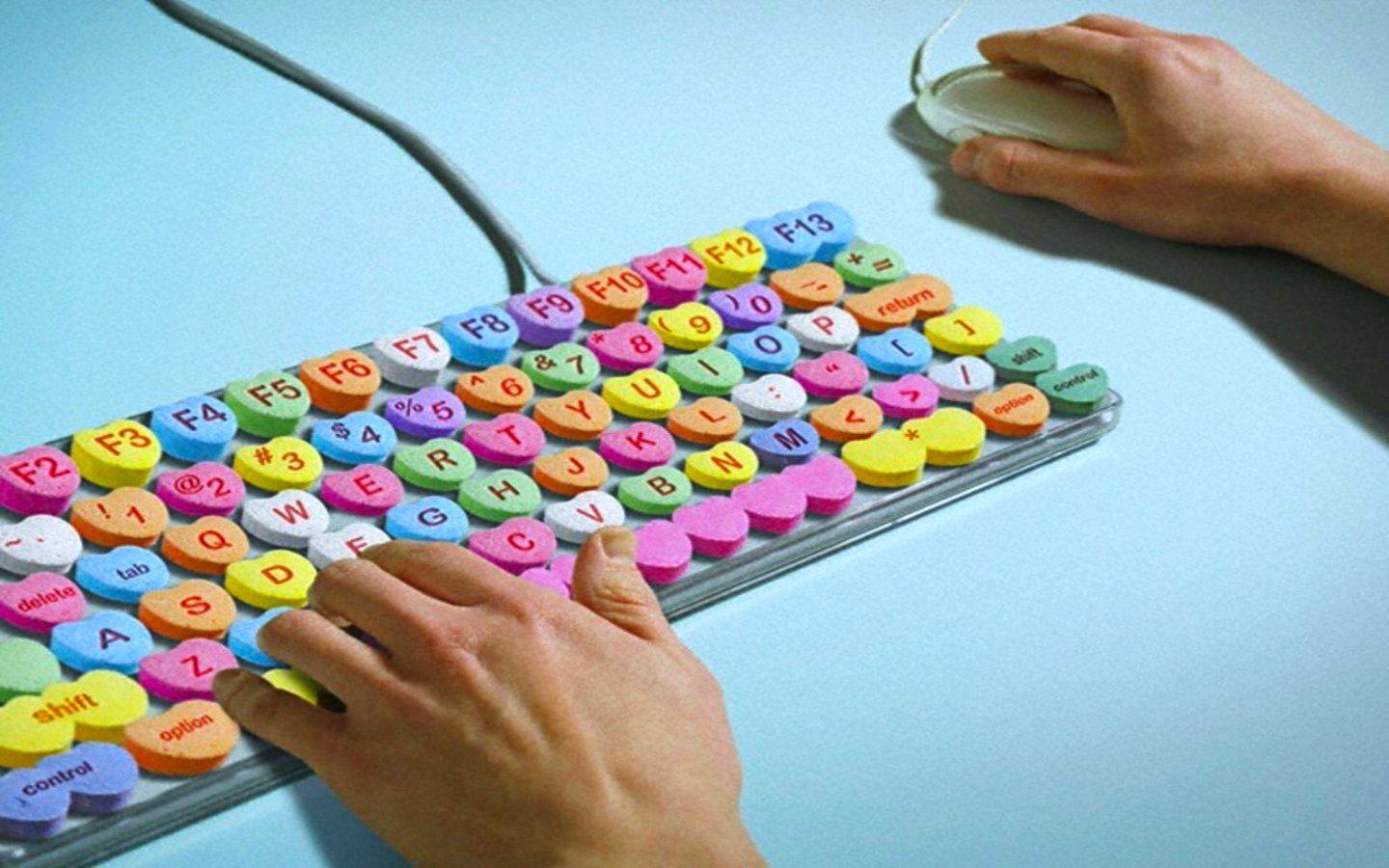 1440x900 Valentines Day Candy Hearts
