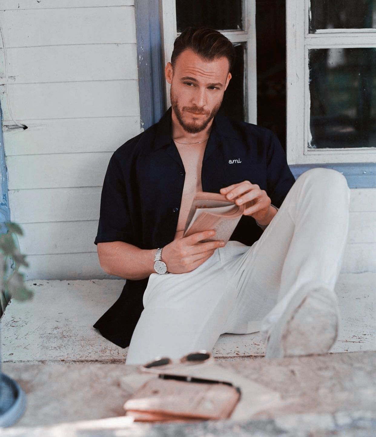 1242x1446 Kerem Bursin Voted The Most Handsome Turkish Actor 2022 See: Finalists