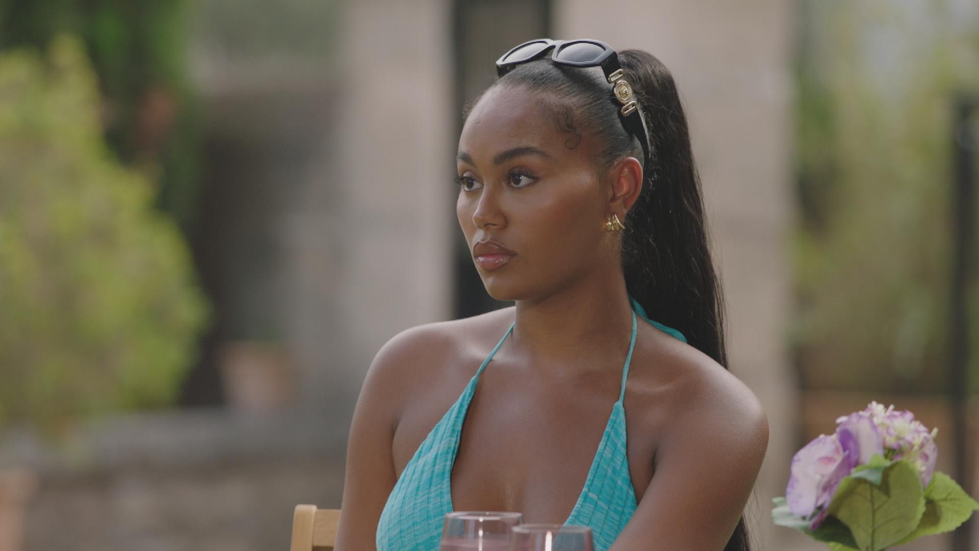 1920x1080 Love Island forces awkward confrontation between two Islanders