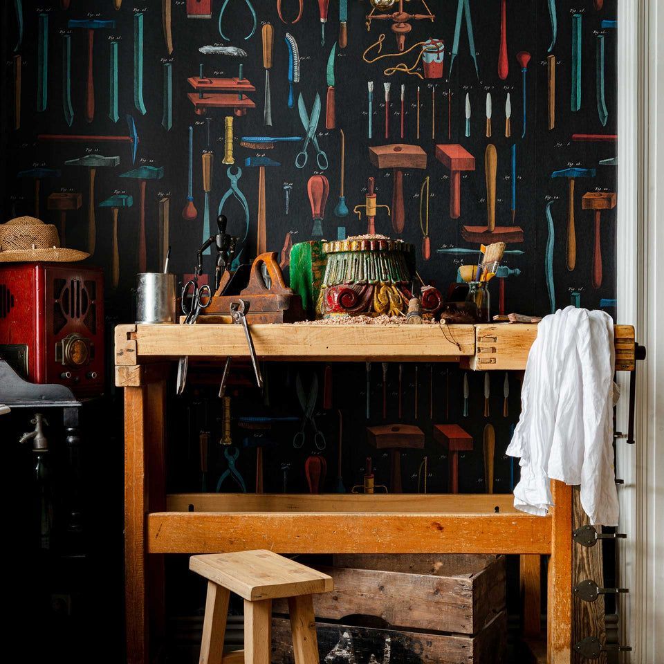 960x960 Old Tools Wallpaper