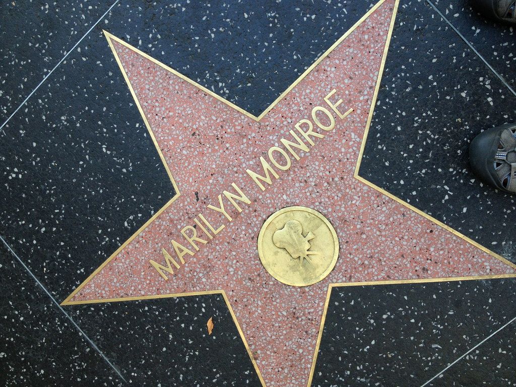 1024x768 Marilyn Monroe's Star on the Hollywood Walk of Fame