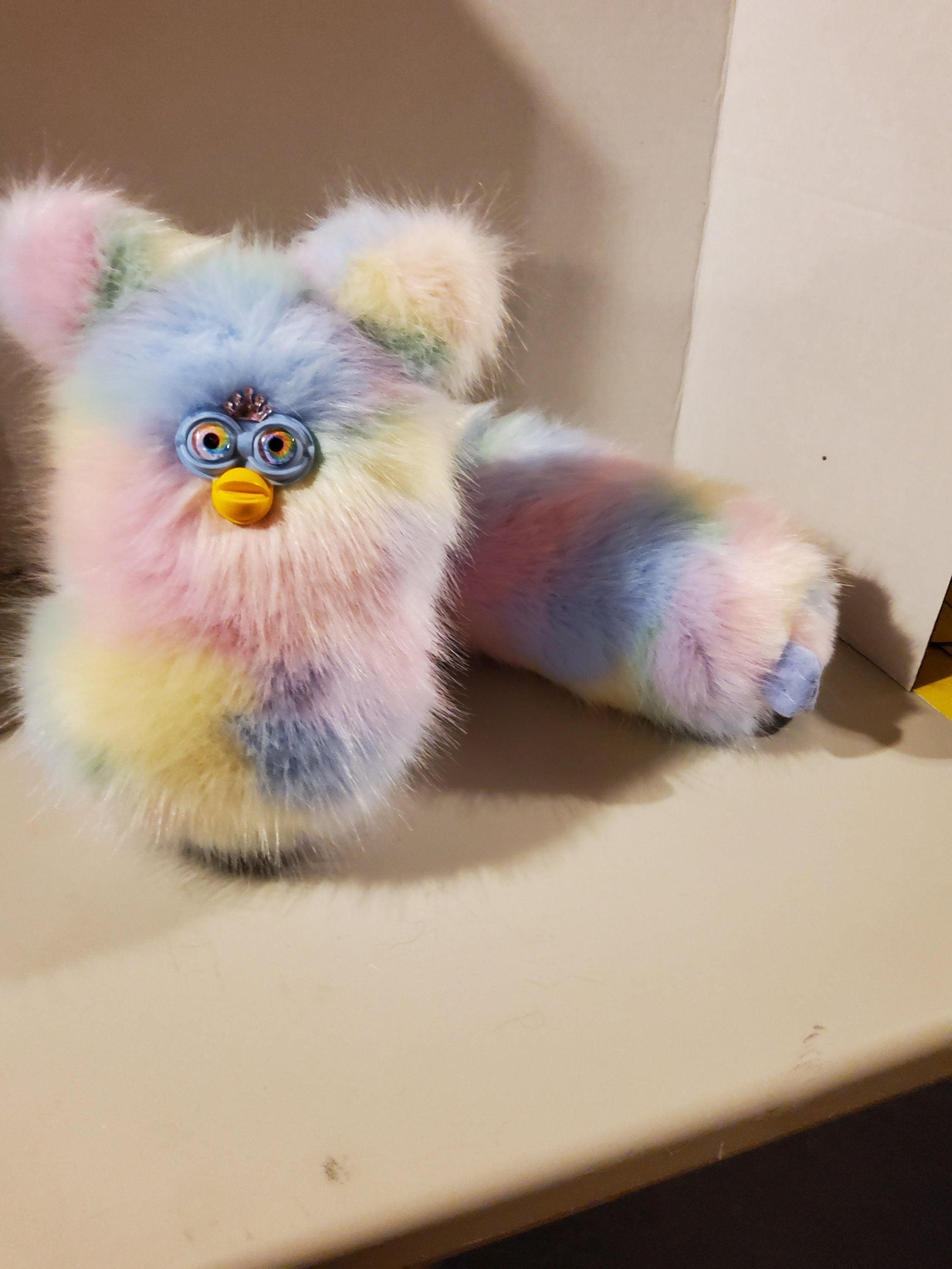 2250x3000 Long Furby