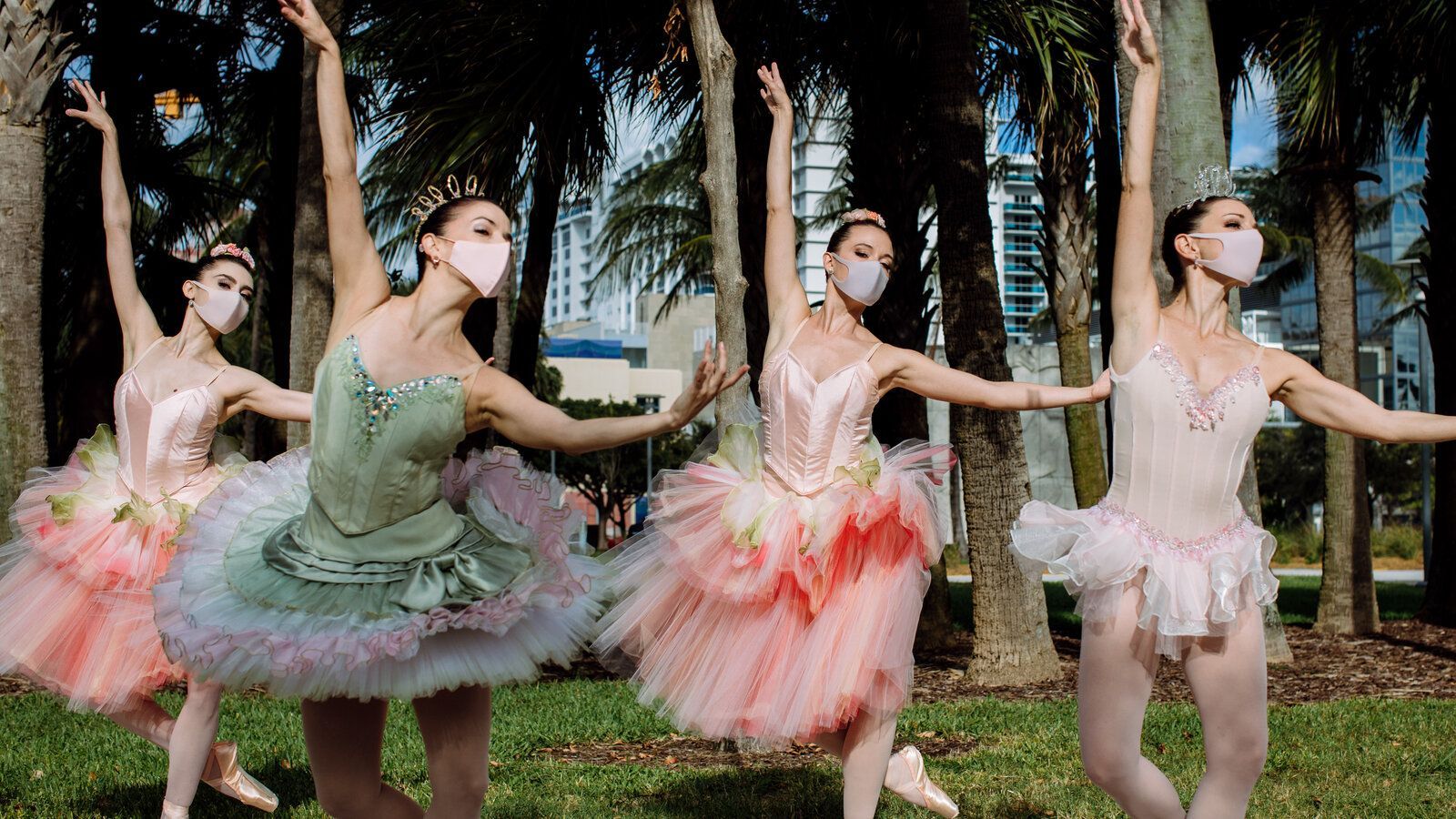 1600x900 The Nutcracker': Sugarplum Dreams Under the Palm Trees in Miami