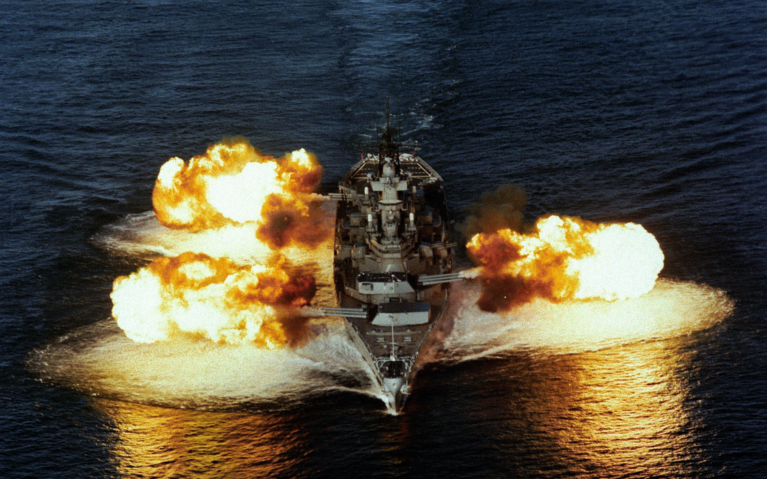 2560x1600 USS Missouri Wallpaper
