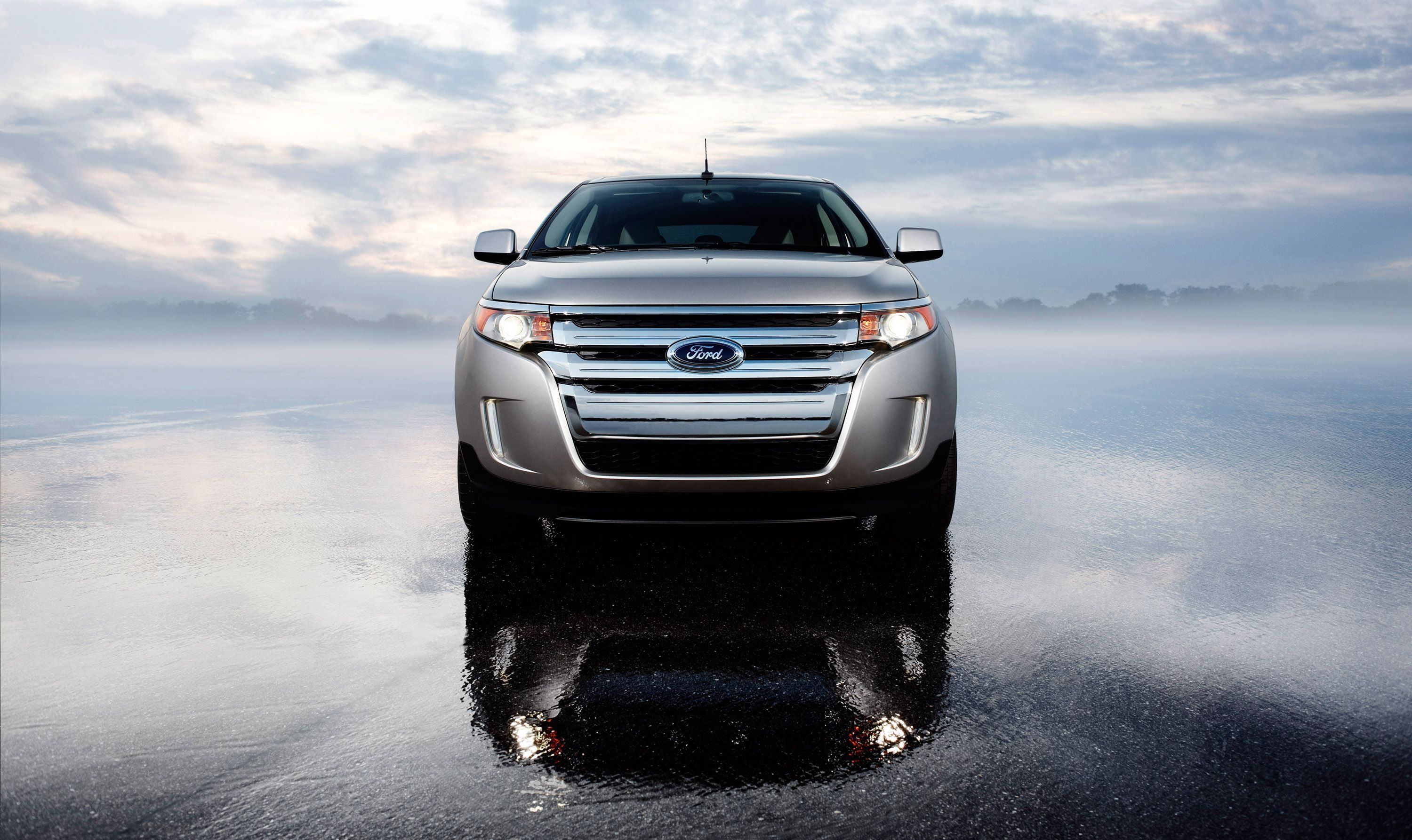 3000x1786 Ford Edge Limited (2011) & information
