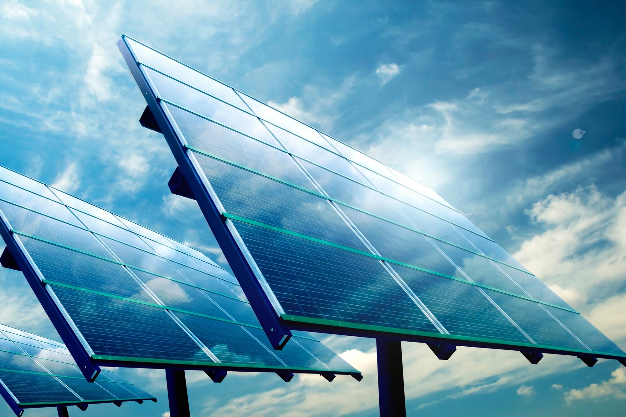 2000x1333 Researchers Set New World Record for Solar Cell Efficiency