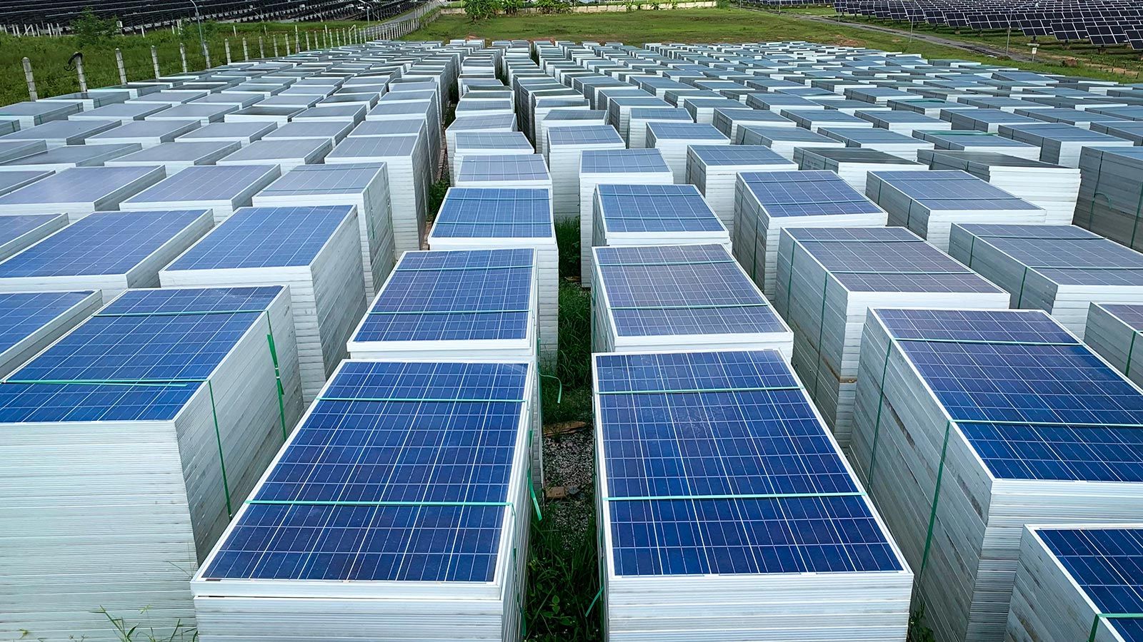 1600x900 Secondhand: Used Solar Panels Help People and the Planet