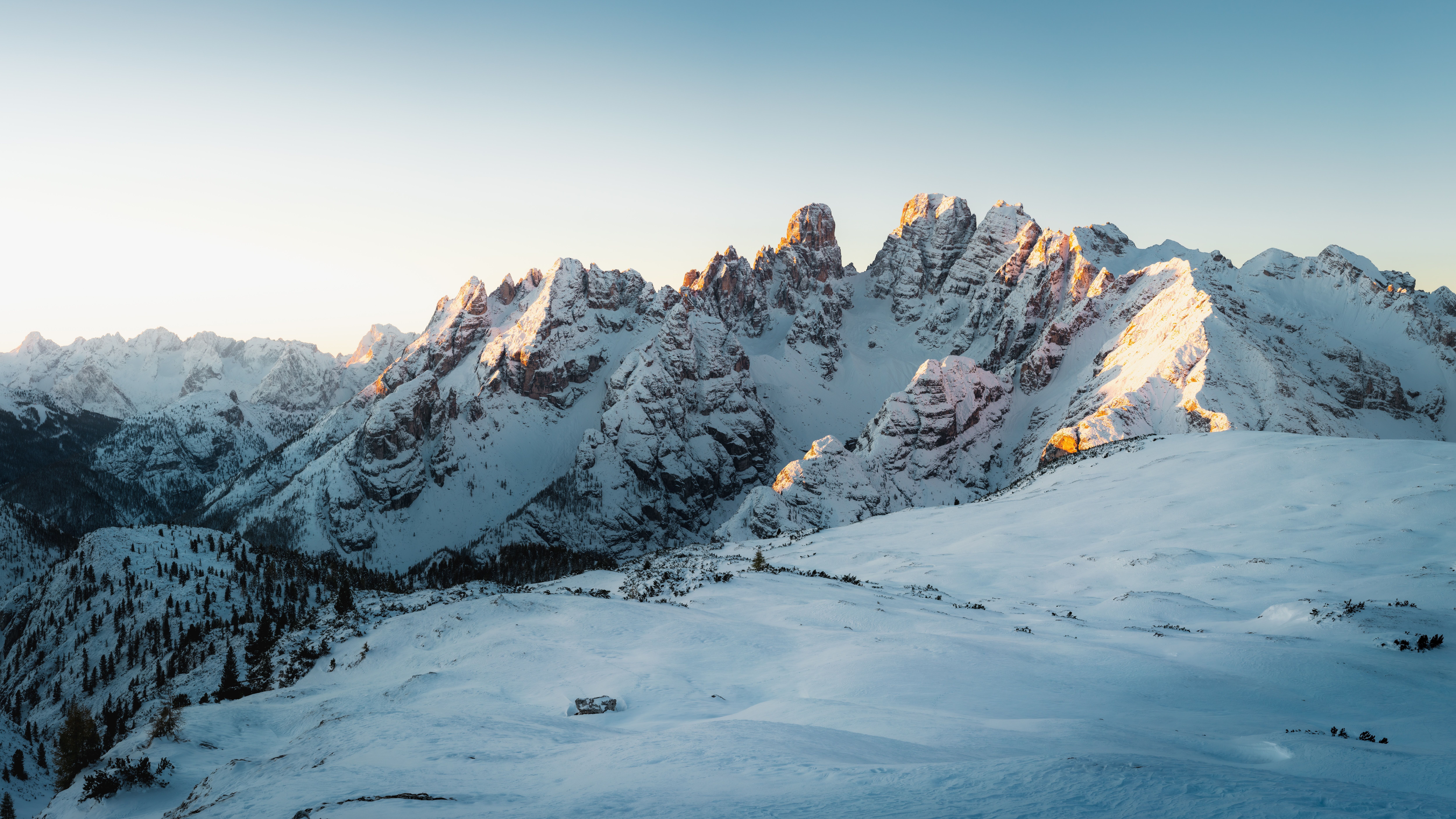 10000x5625 Strudelkopf, Toblach, South Tyrol, Italy (Photo credit to Daniel Sessler) [10000 x 5625]