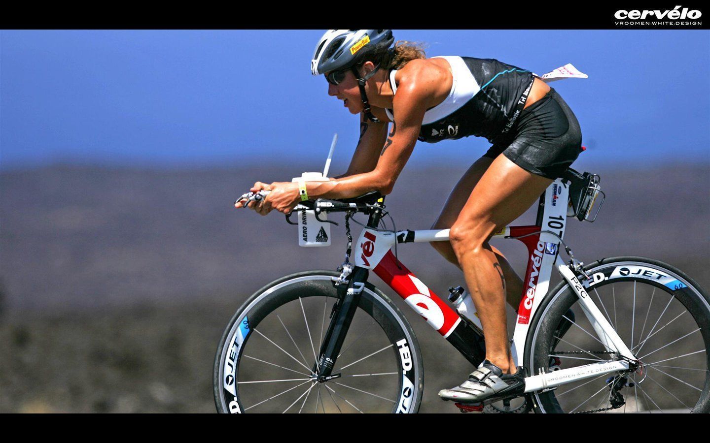 1440x900 Cervelo Wallpaper (October)