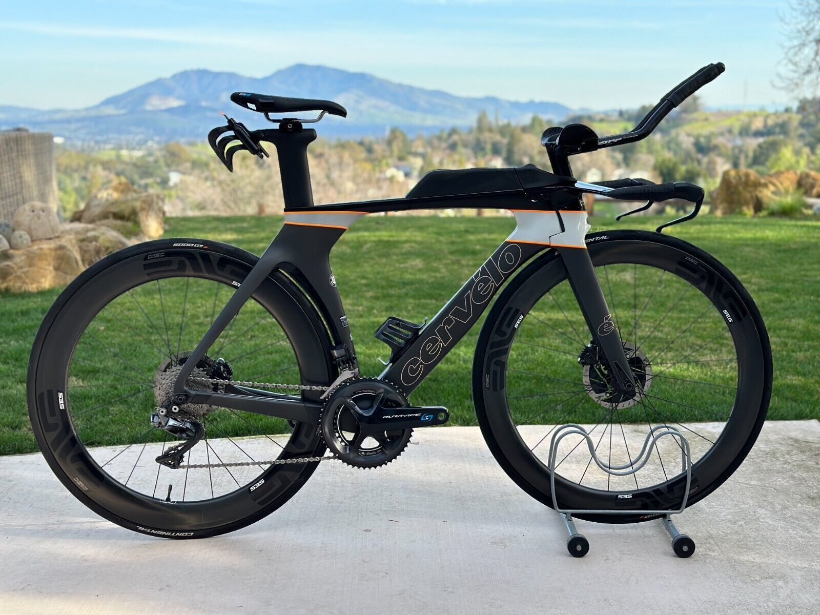 1600x1200 Cervelo P5 Disc 51cm Ace DI2 Bike