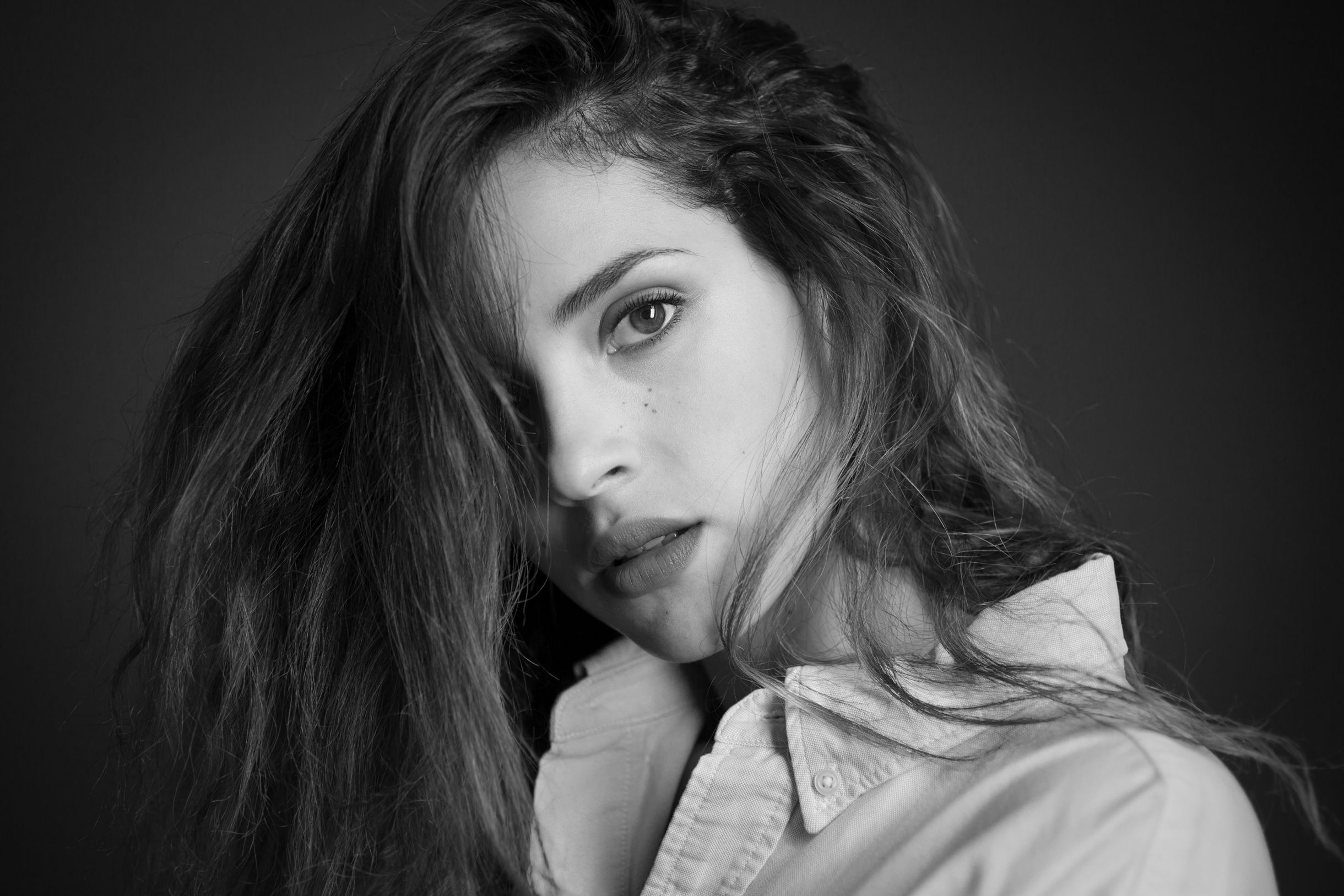 2440x1627 Adria Arjona HD Wallpaper and Background