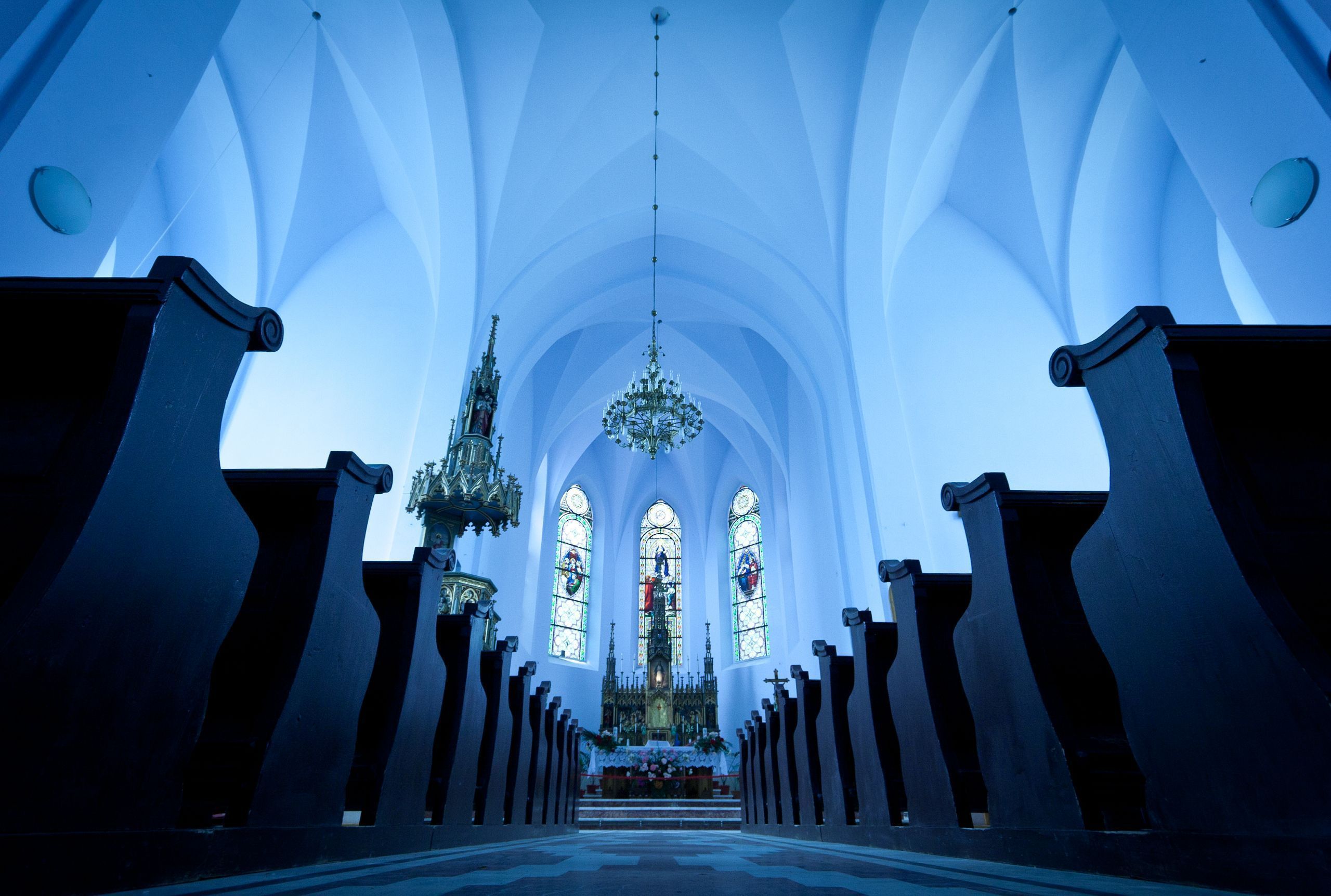 2560x1724 Church Cathedral Mosque Blue Romania design wallpaperx1724