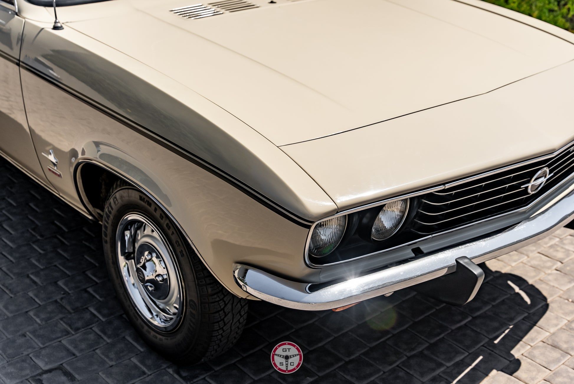 1946x1300 Opel Manta