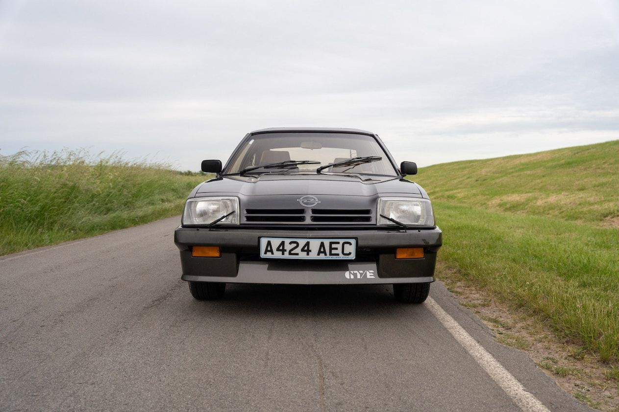 1263x842 OPEL MANTA GTE by auction in Doncaster, United Kingdom