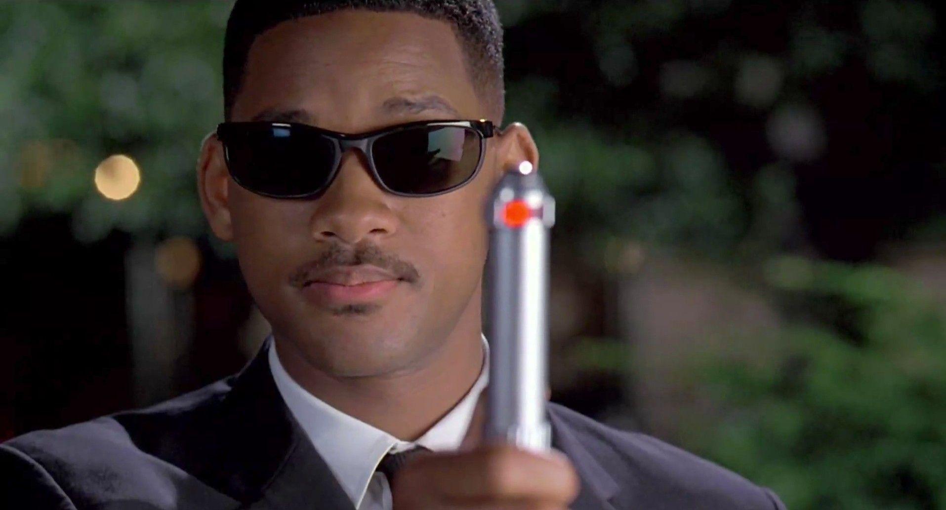1915x1033 Will Smith as Agent J in Men in Black