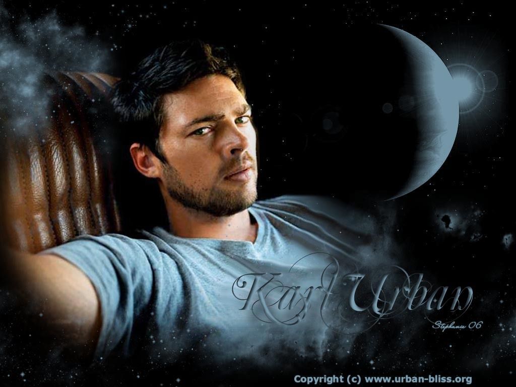 1024x768 Karl Urban