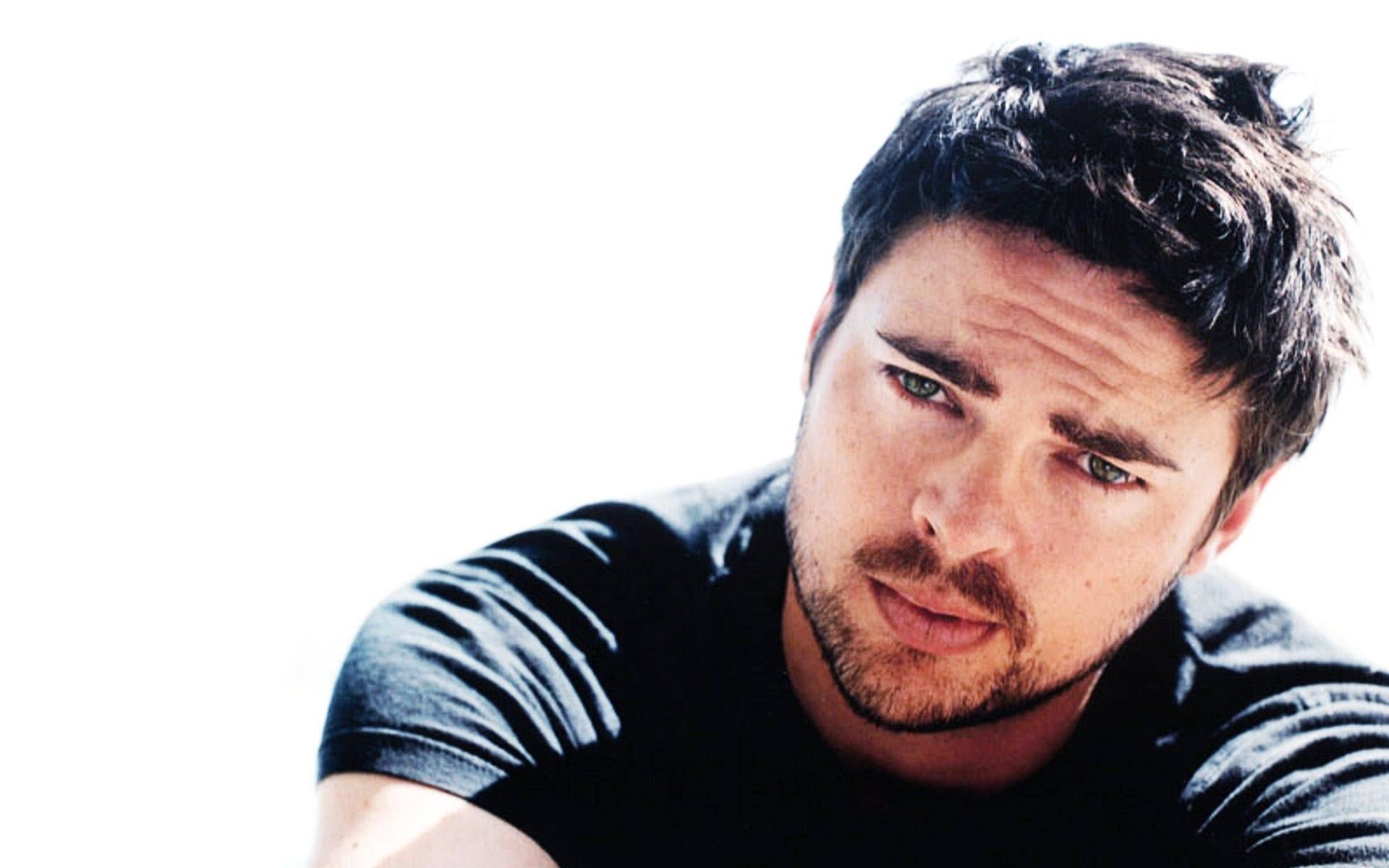 1920x1200 Download Handsome Young Karl Urban Wallpaper