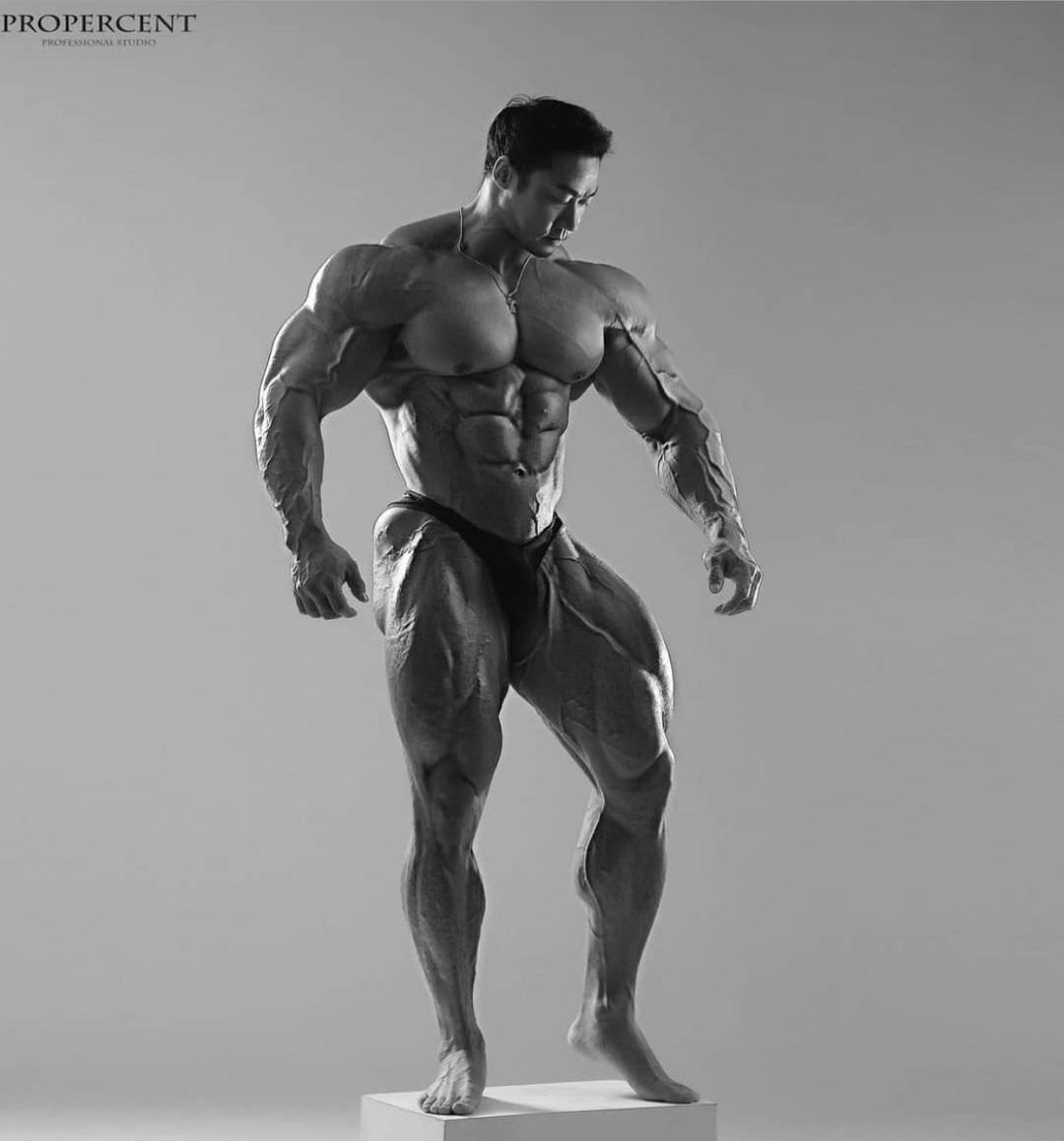 1080x1159 Seung Chul Lee has an incredible physique. He recently started working with Neil Hill (coach of Flex Lewis) and I can't wait to see what they accomplish together. South Korea's best men's