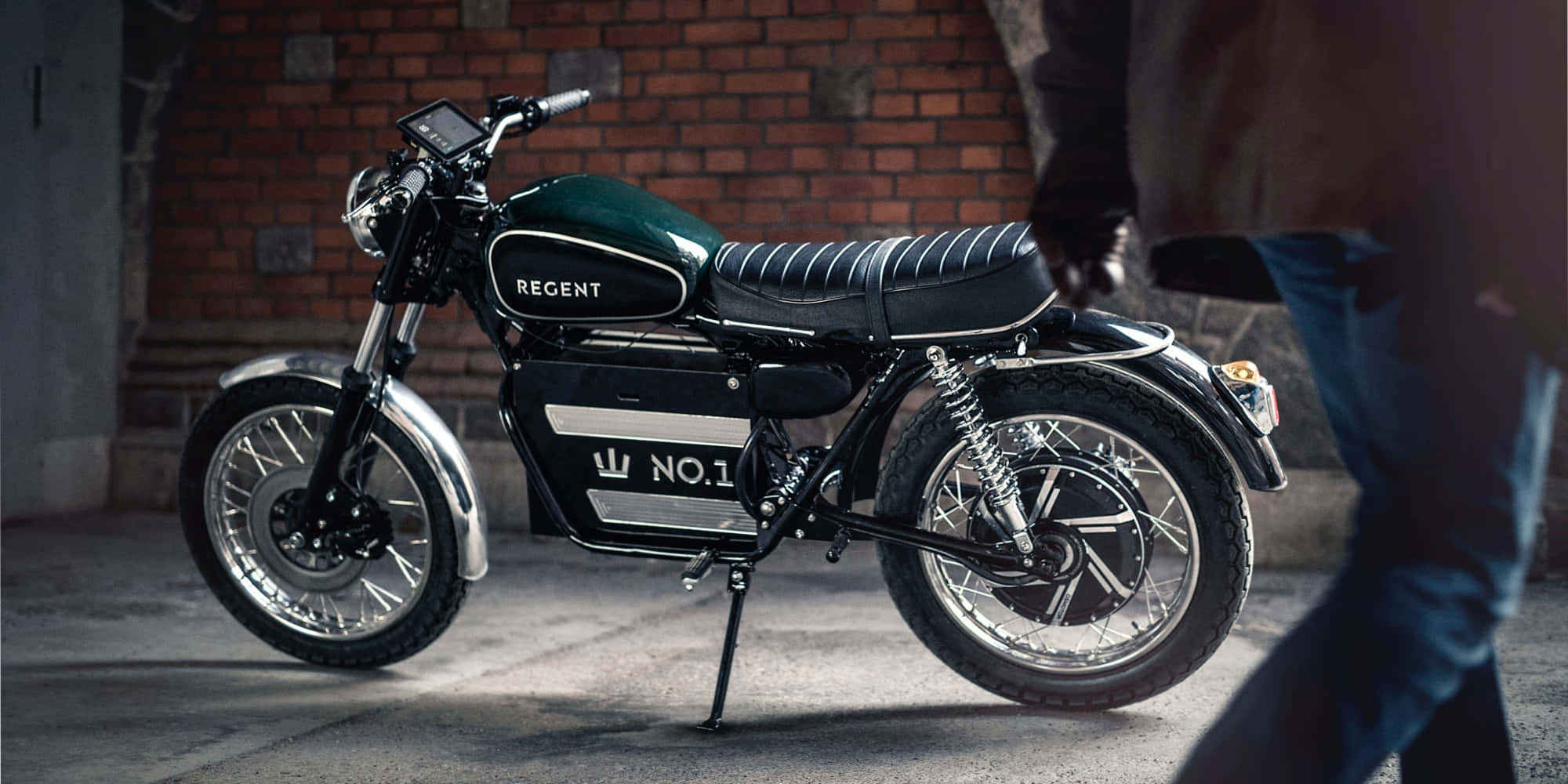 2000x1000 Download Classic Retro Motorcycle In Full Throttle Wallpaper