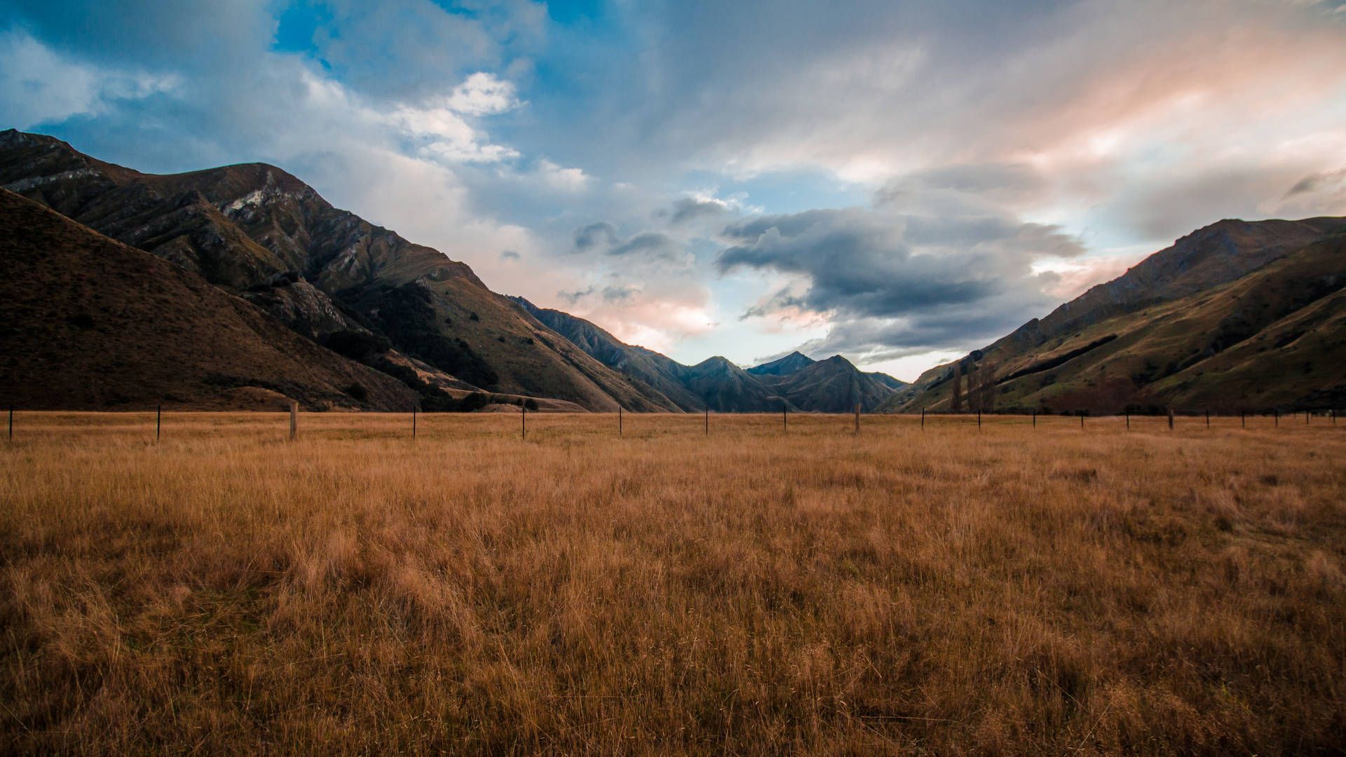 1920x1080 Download Mountainside Dry Field HD Landscape Desktop Wallpaper