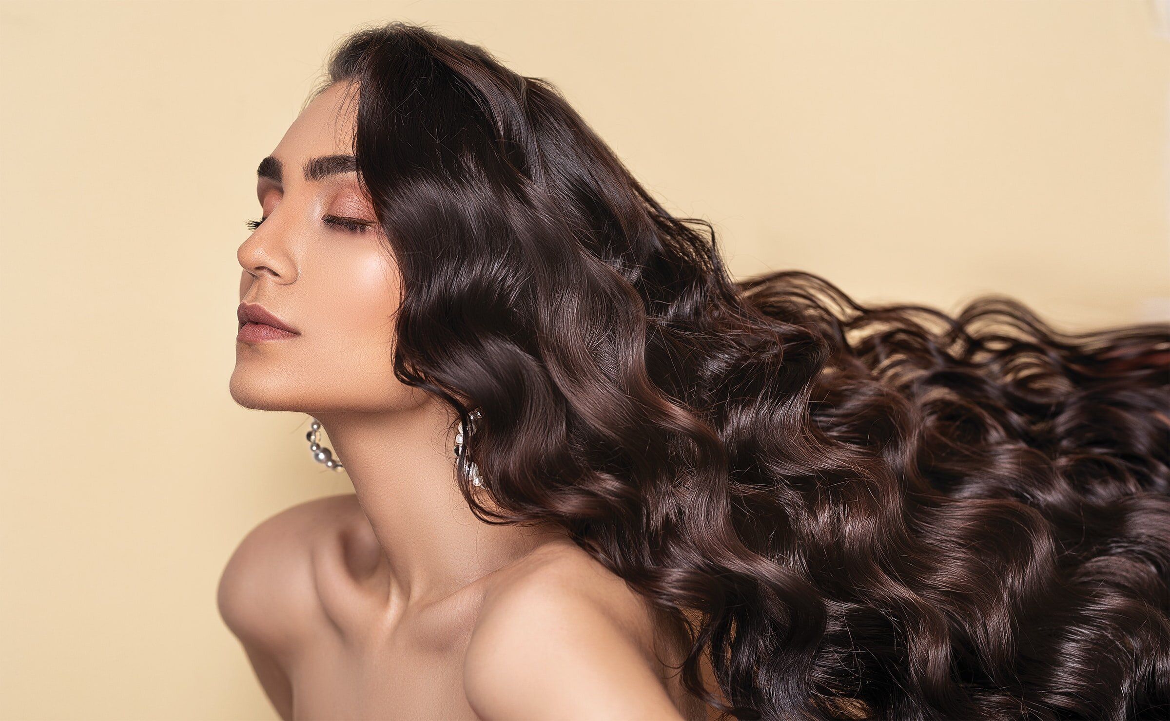 2400x1480 How to curl naturally straight hair