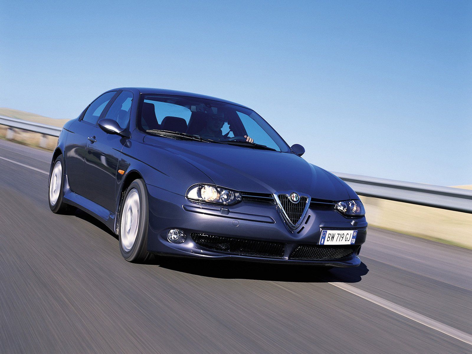 1600x1200 TopWorldAuto >> Photo of Alfa Romeo 156 GTA