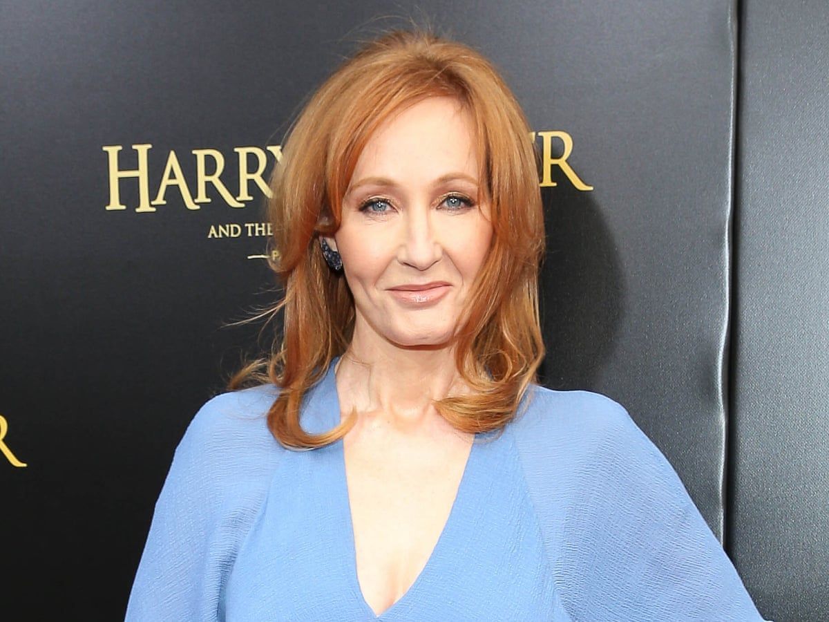 Gorgeous Jk Rowling In Landscape for Your Screen Gorgeous Jk Rowling In Landscape for Your Screen