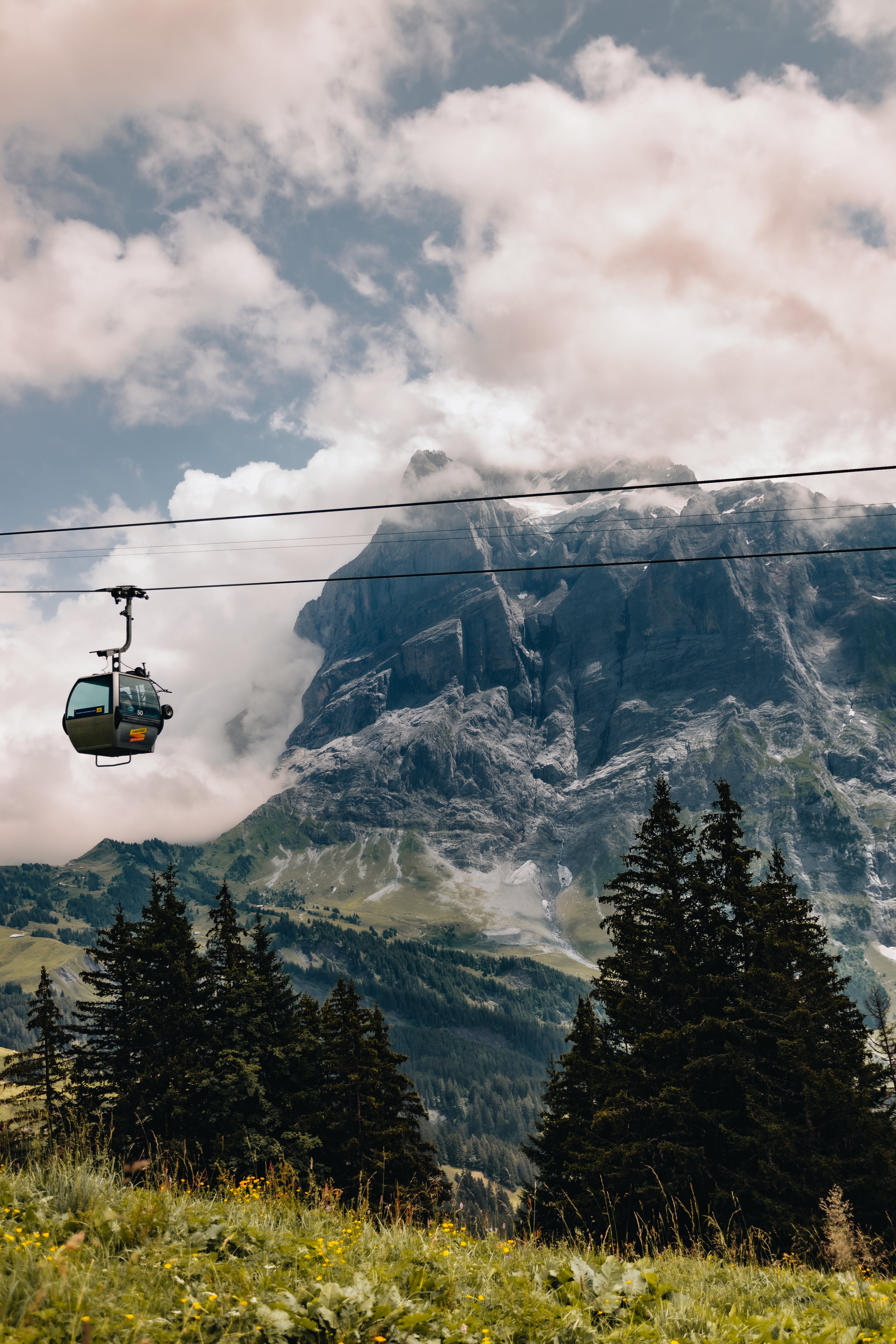 4480x6720 Cable Car and View of Mountains · Free