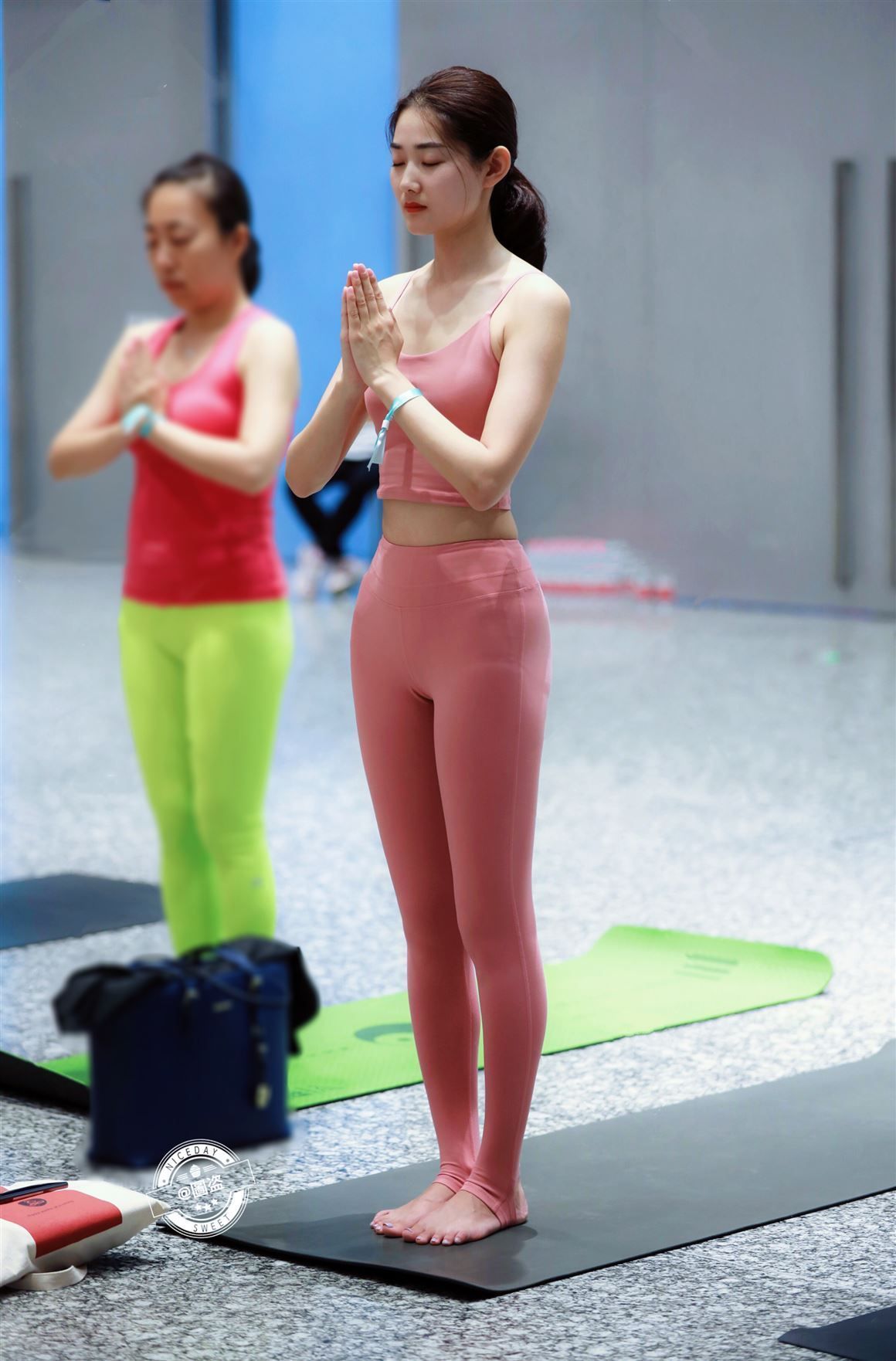 1160x1762 Leggins