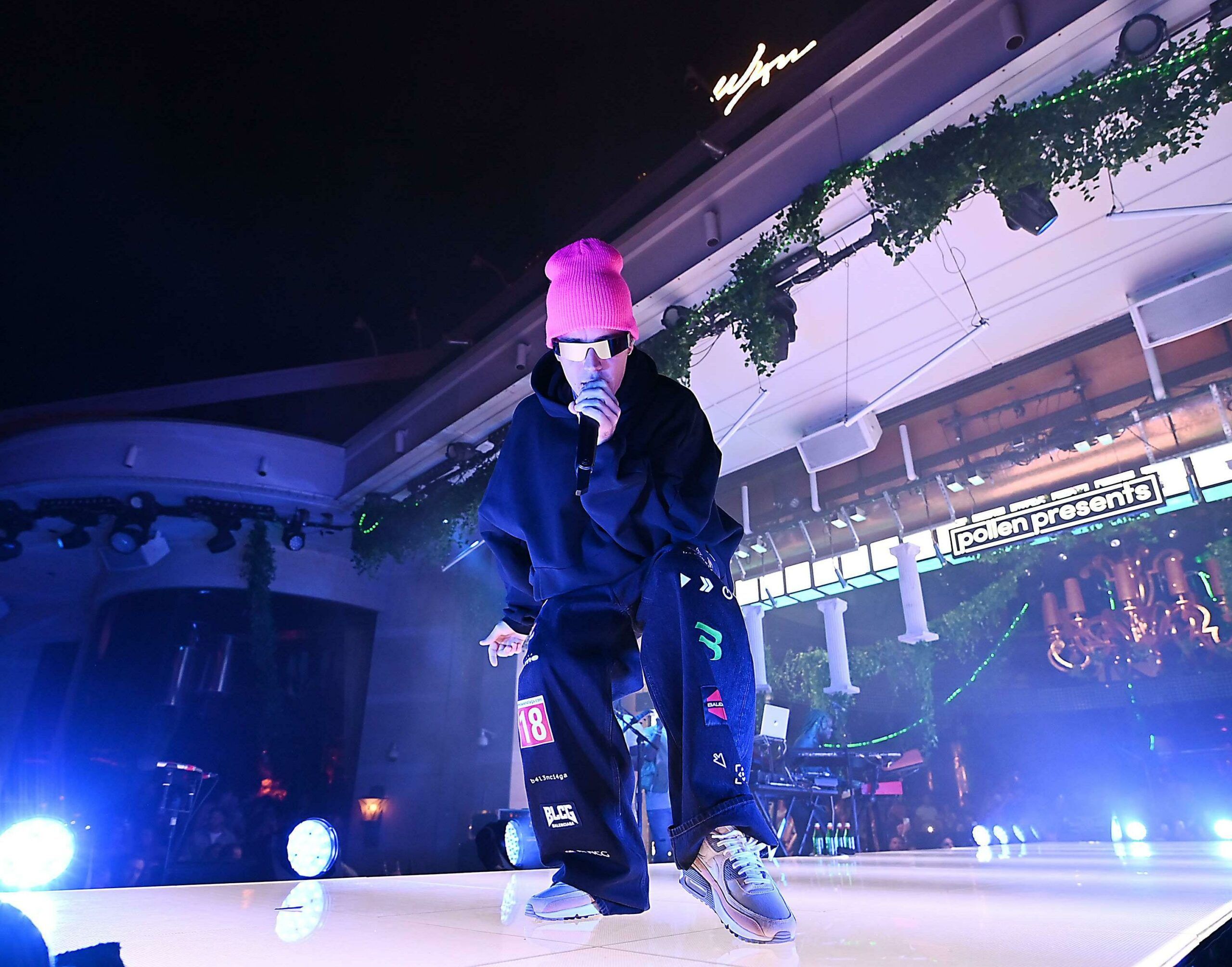 2560x2009 Justin Bieber Adds International Dates To 'Justice World Tour'
