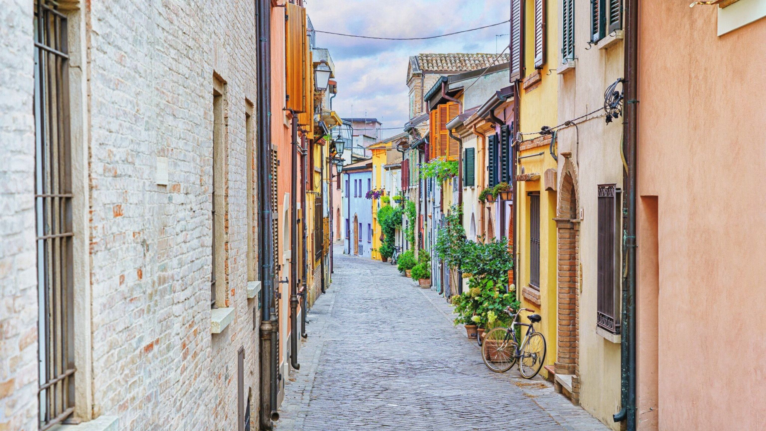3072x1728 The inside guide to Rimini, Italy's iconic beach city