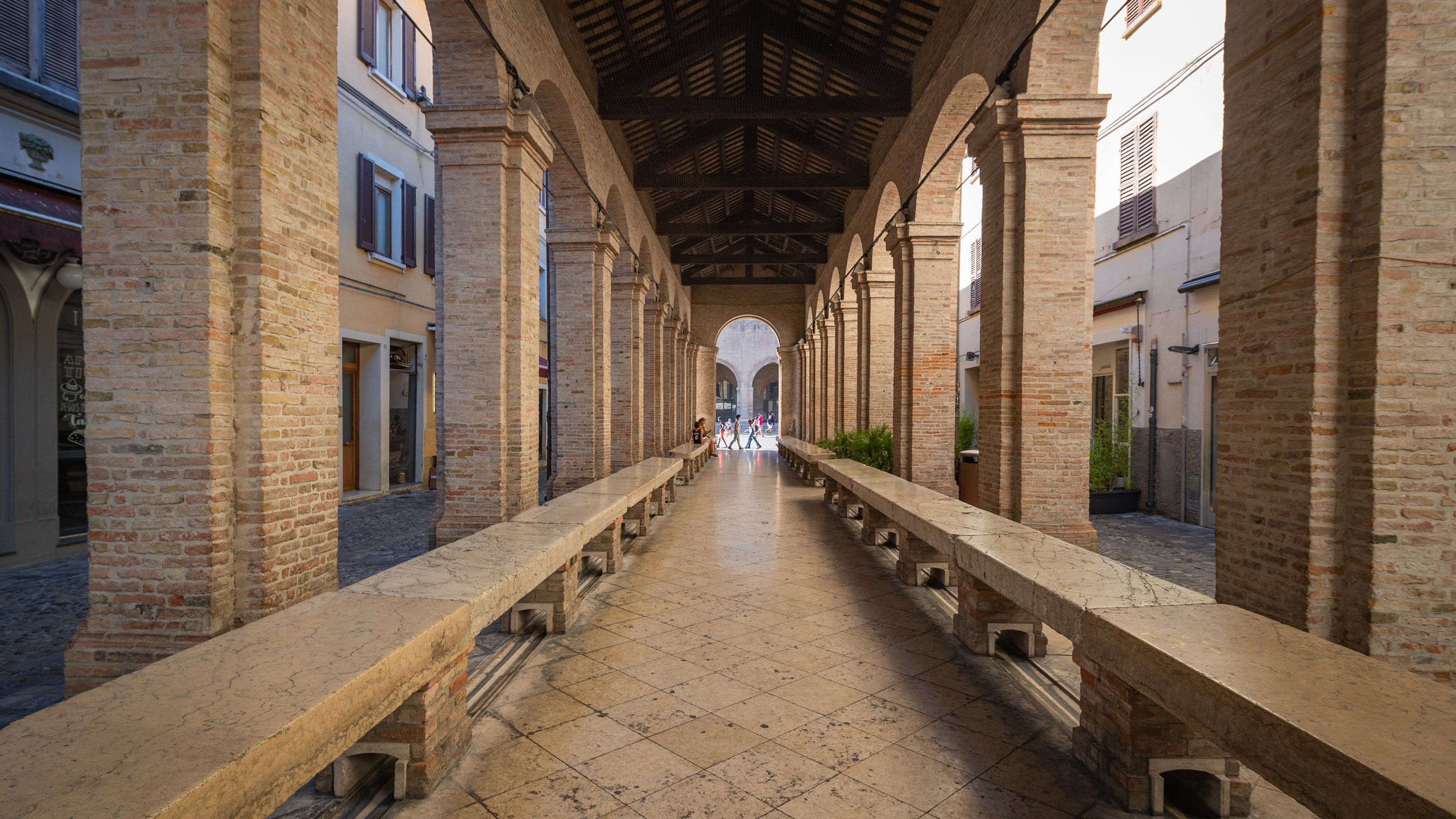 2560x1440 Fun Things to Do in Rimini December 2023