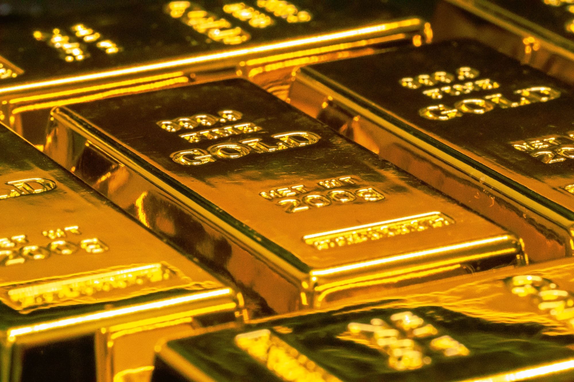 2000x1333 XAU USD Price Analysis: Bears Approach Important Support