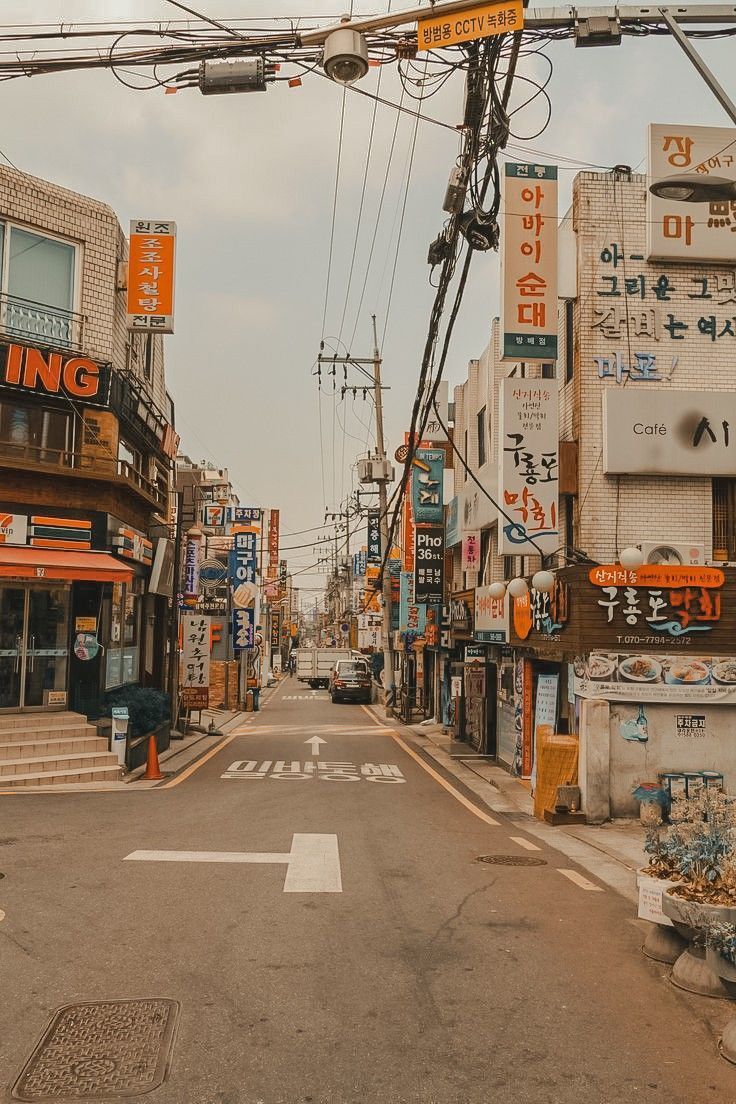736x1104 Aesthetic Seoul iPhone 11 Wallpaper