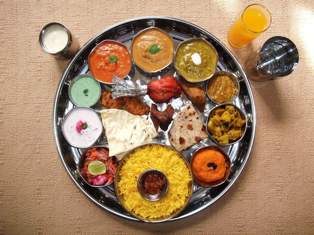 1024x768 INDIAN FOOD Thali 3. NORTH INDIAN PUNJABI THALI M