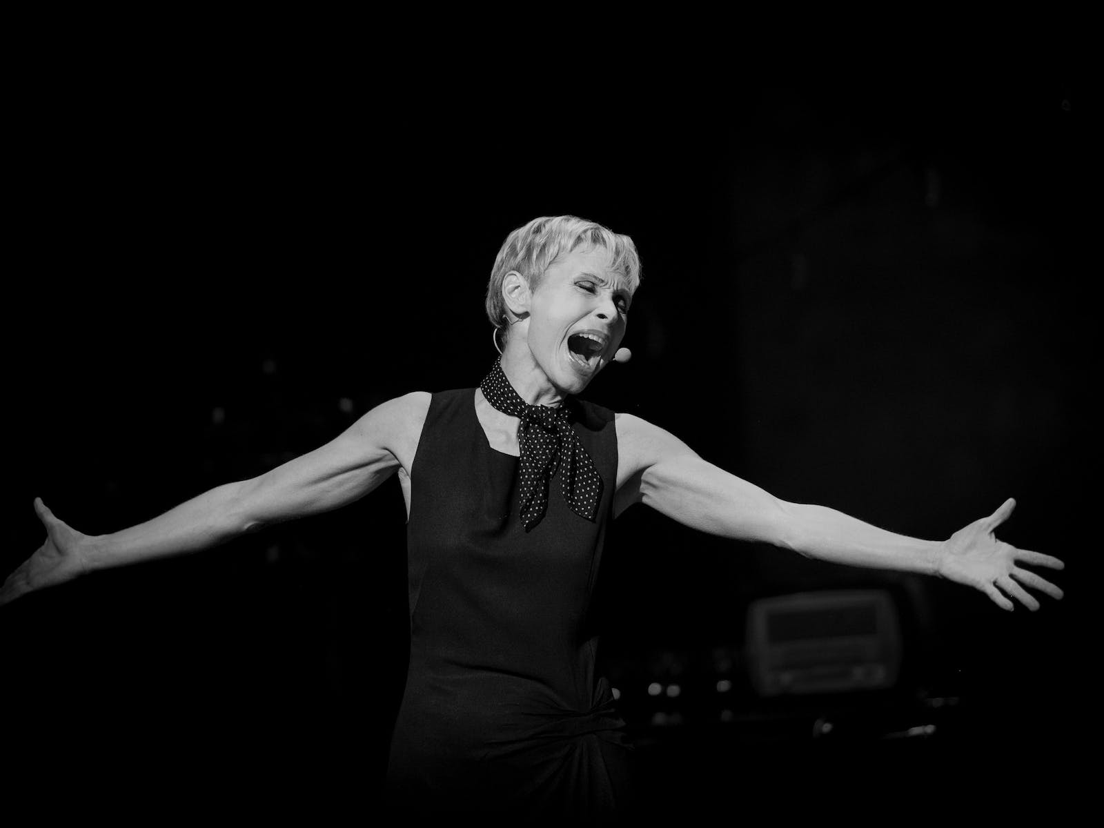 1600x1200 PIAF! The Show, Event, Melbourne, Victoria, Australia