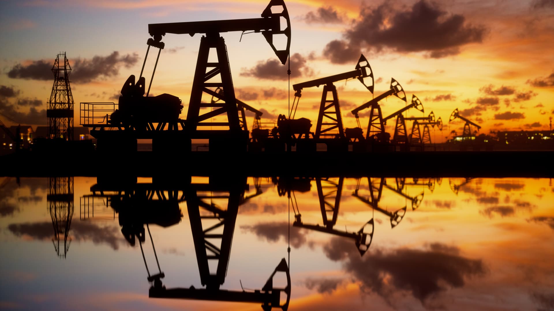 1920x1080 IEA: Global oil demand to peak before the end of the decade