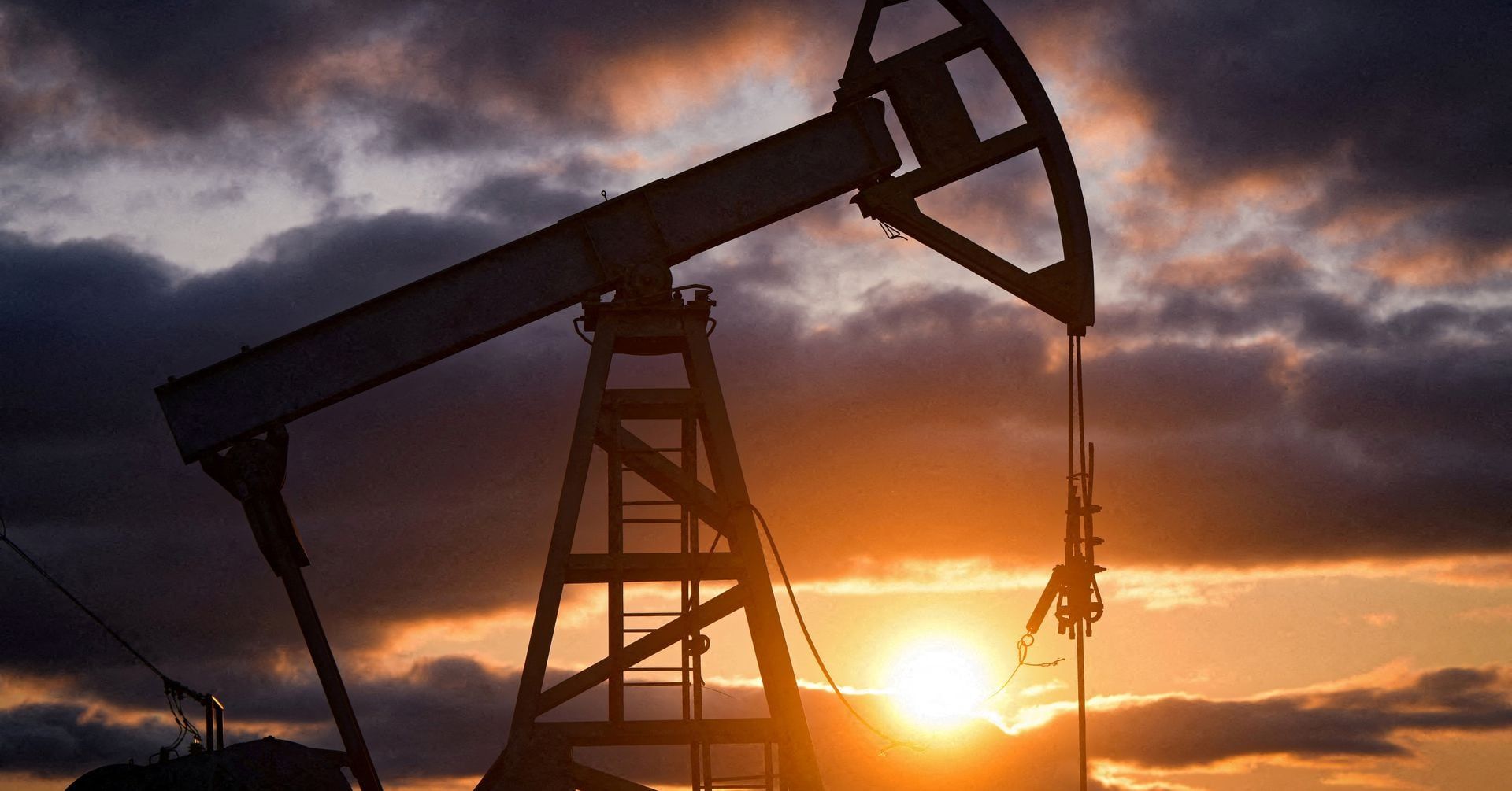 1920x1005 Big oil enters 2024 strengthened by U.S. industry consolidation