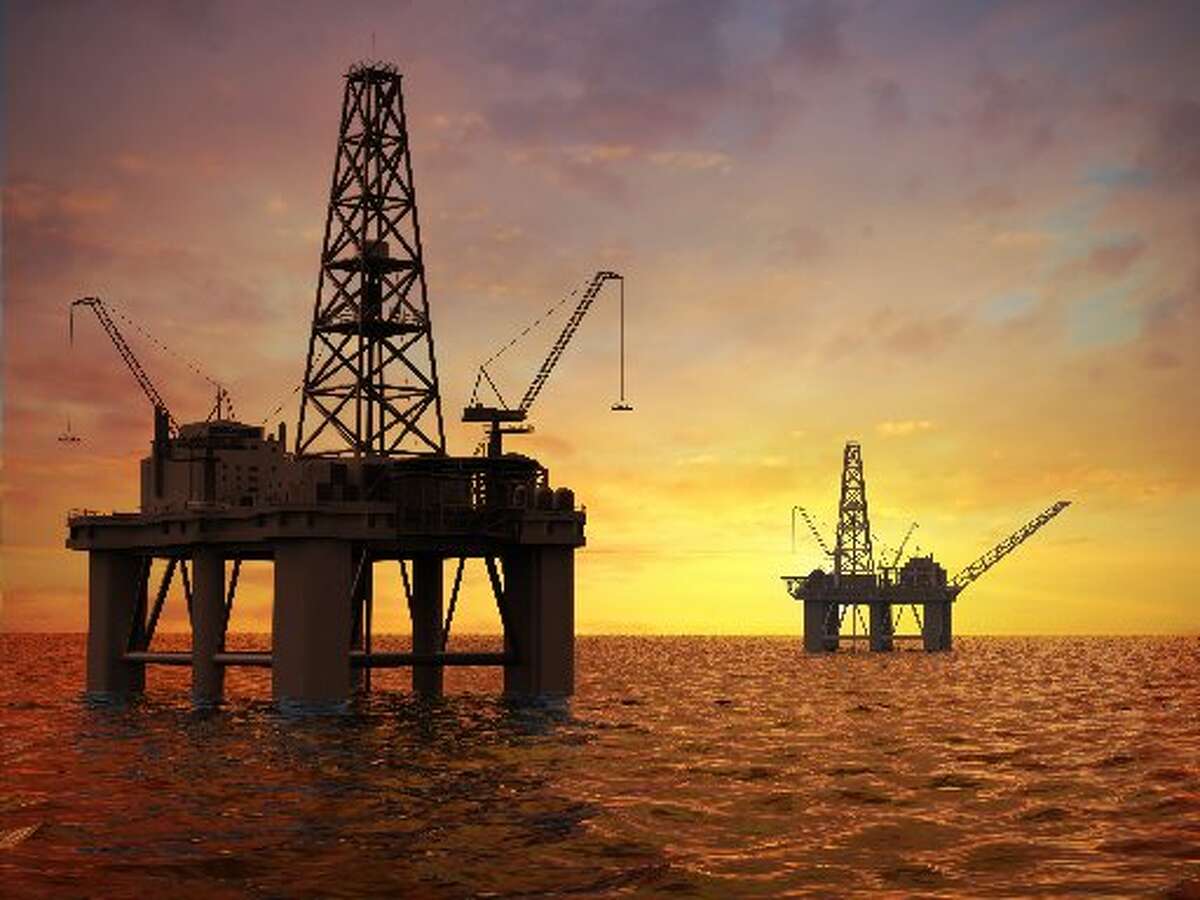 1200x900 Picking the best oil field photo
