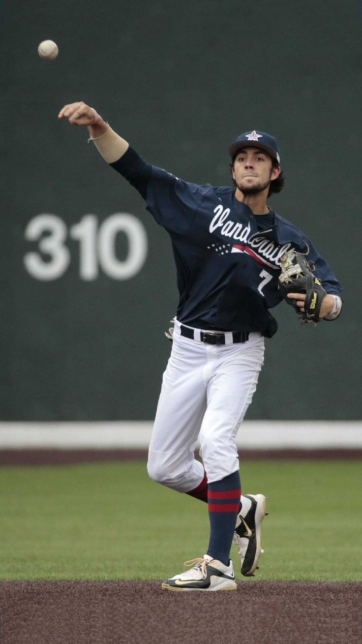736x1308 Dansby Swanson Wallpaper. Dansby swanson, Atlanta braves, Red sox