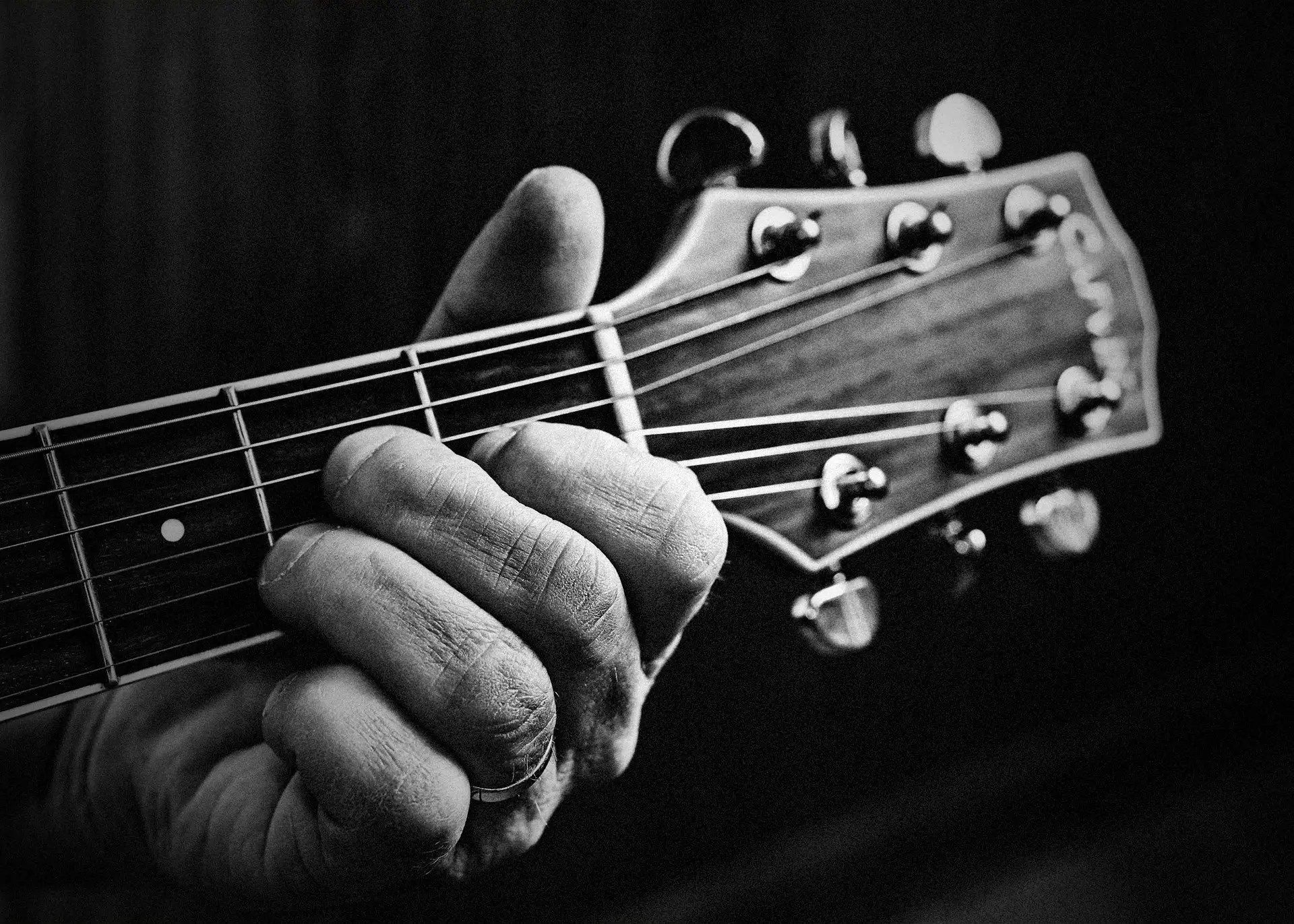 1920x1371 Robert Johnson Brief Biography (1911 1938)